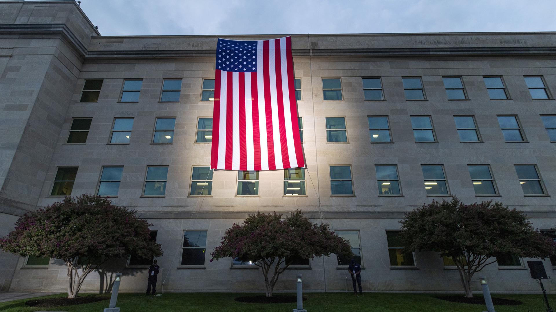 New <b>Pentagon</b> policy is an unprecedented attempt to undermine press ...