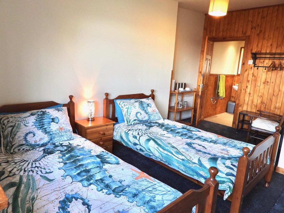 Large Twin Room