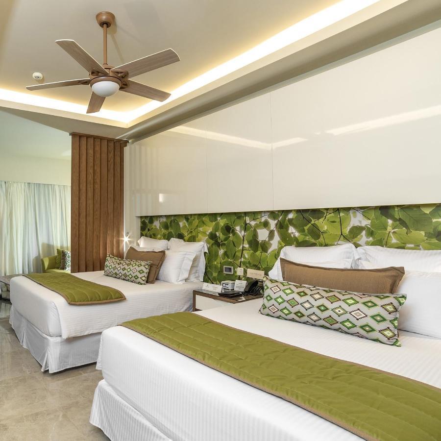 Suite Júnior Premium com Vista Piscina - 2C