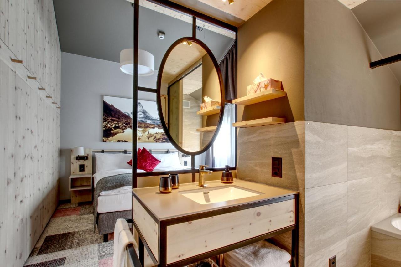 Twin Room Arve