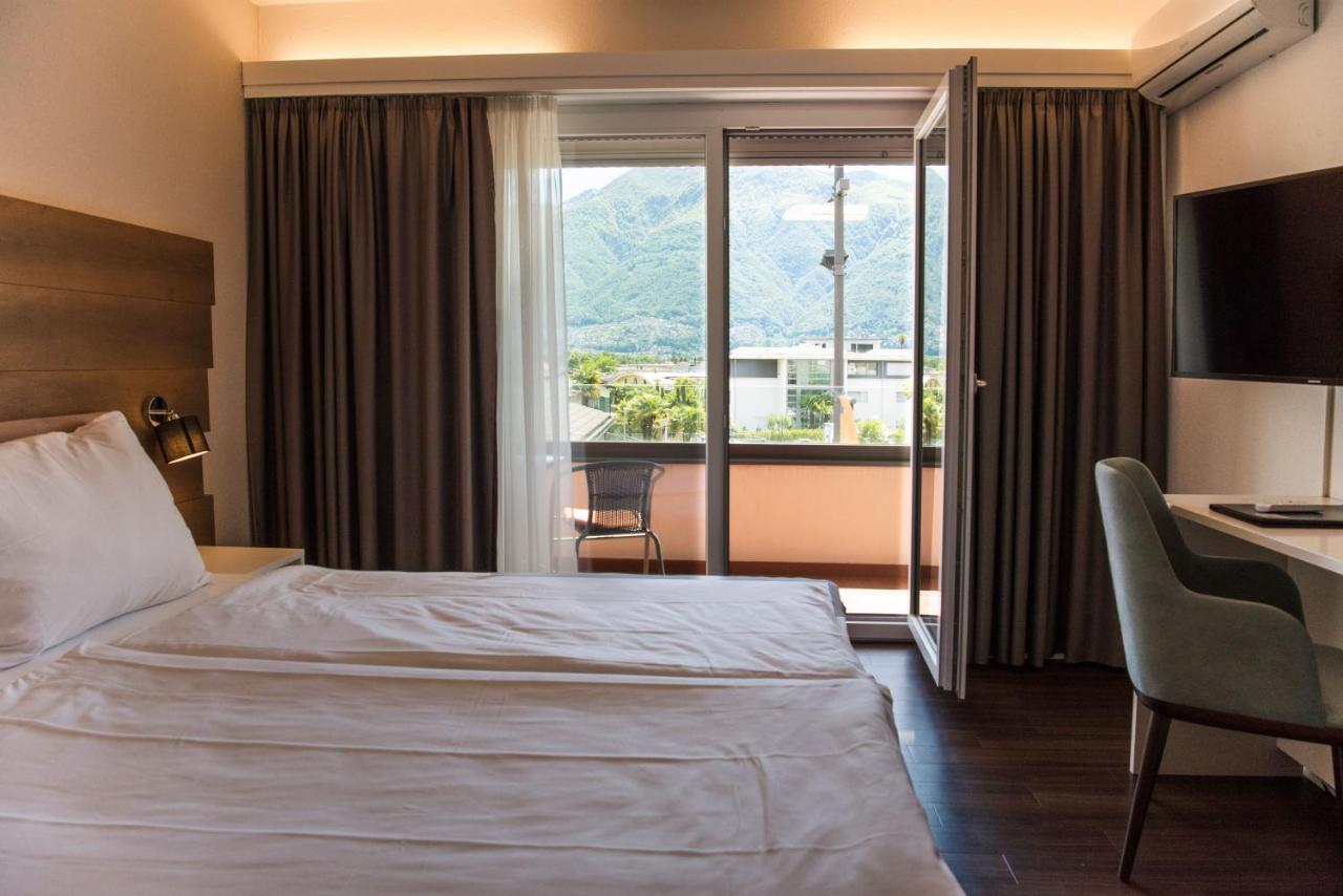 Standard Double Room with Street View