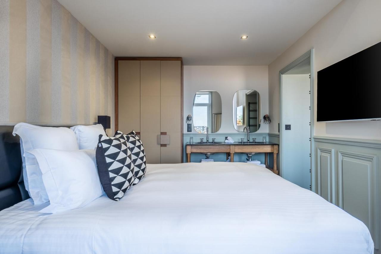Suite con terraza y bañera de hidromasaje
