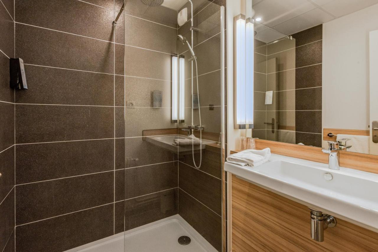 Chambre Standard - 1 Lit Double et 1 Lit Simple