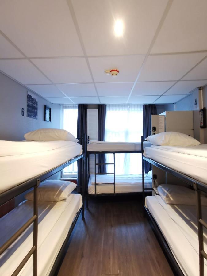 Lit dans Dortoir Mixte de 6 Lits