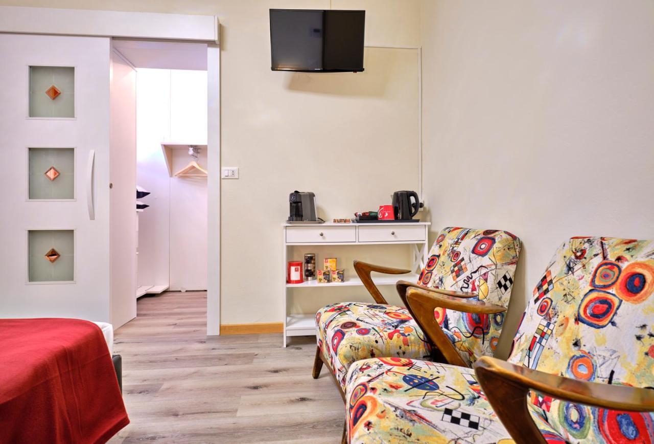 Grote Kamer met 2 Bedden