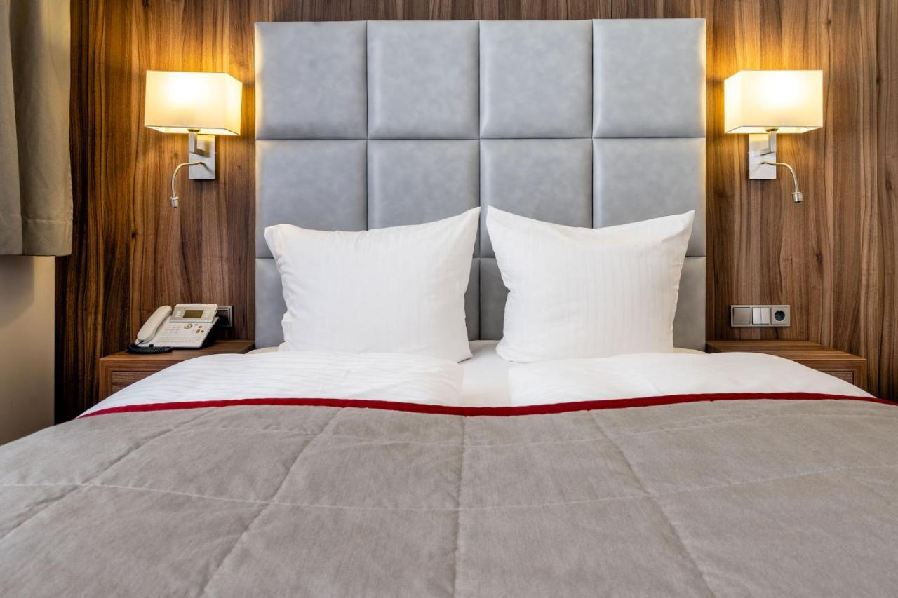 Superior Zimmer mit Flussblick und Balkon – 3. Etage
