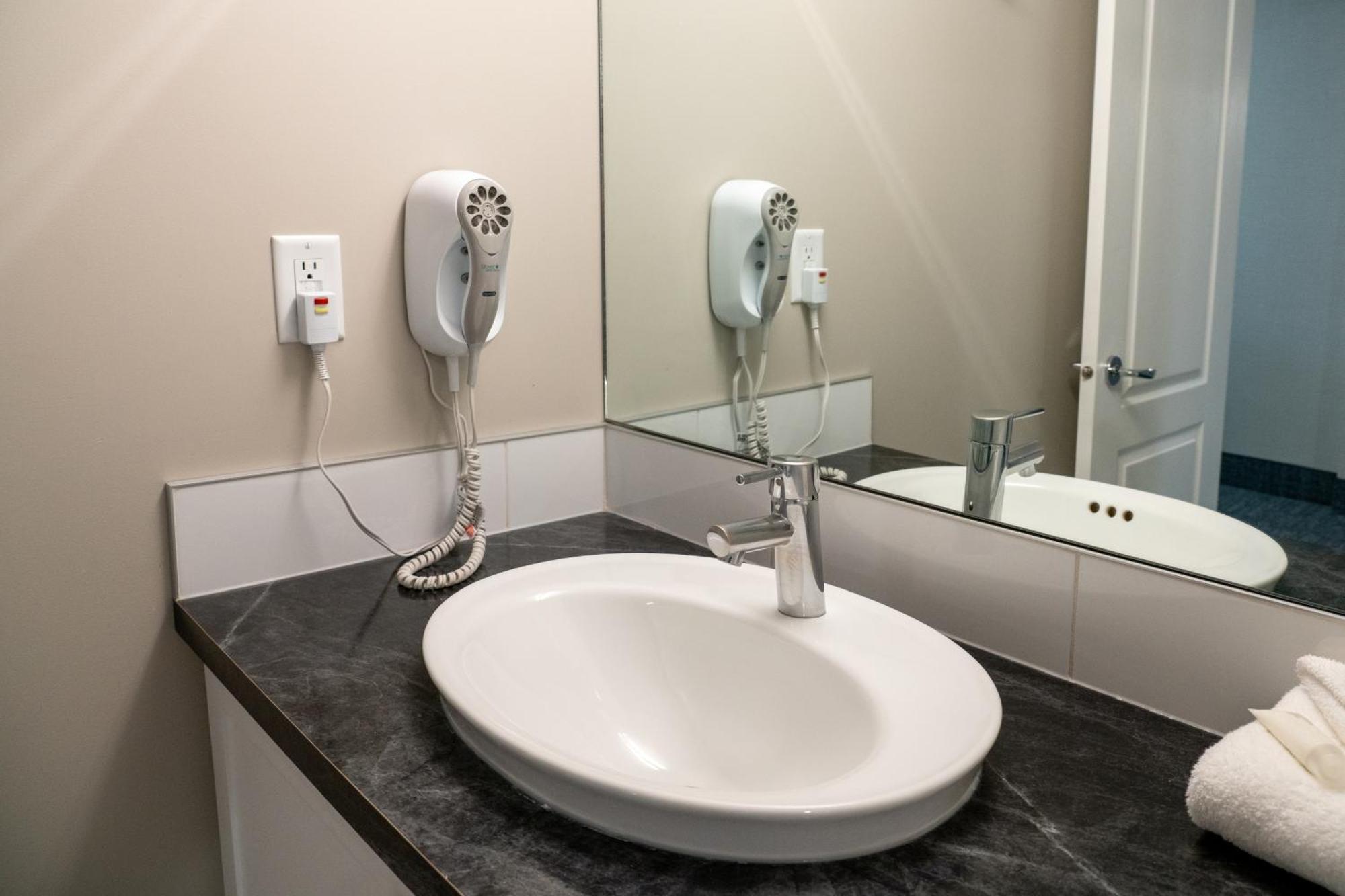 Habitación Estándar con 2 camas dobles