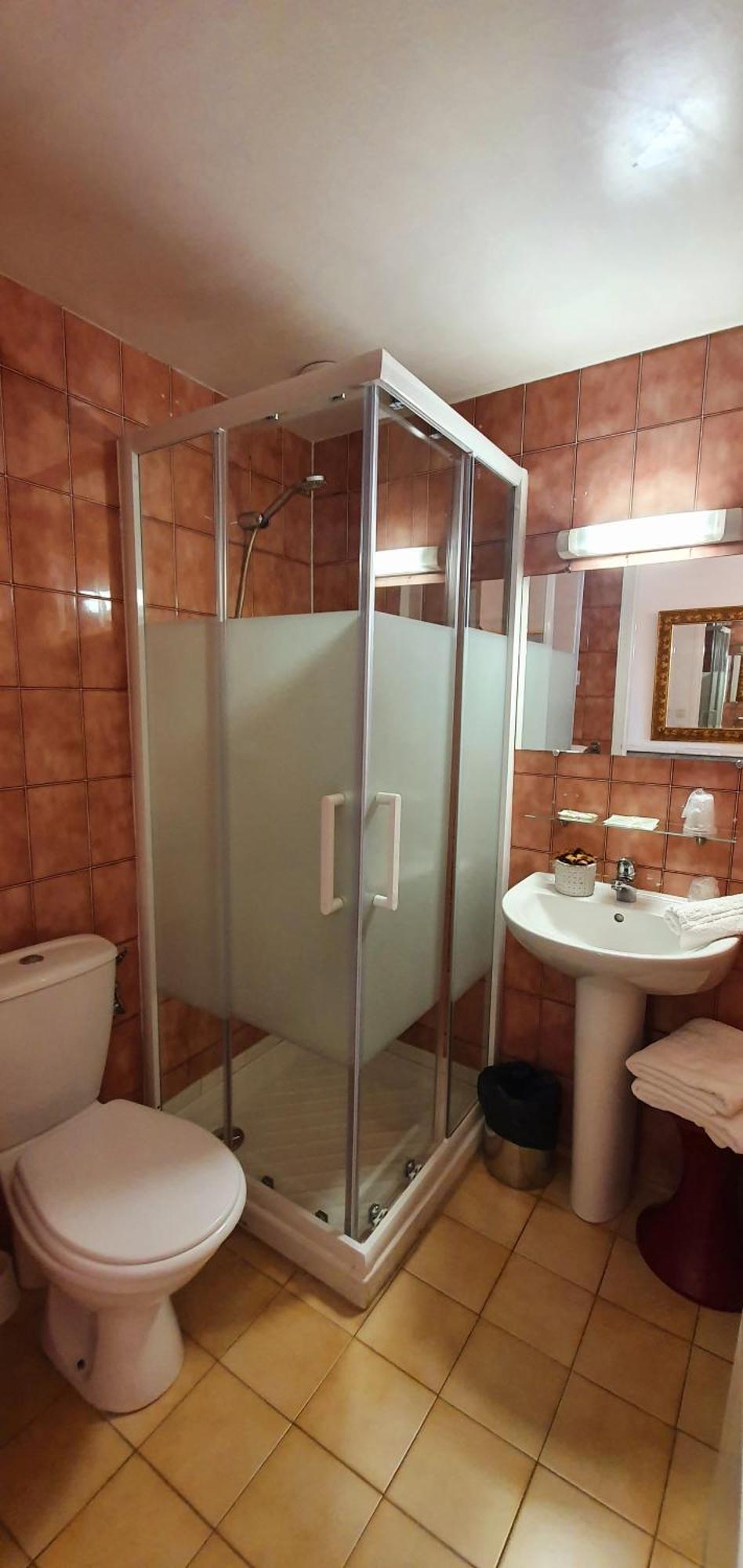 Tweepersoonskamer met 2 Aparte Bedden