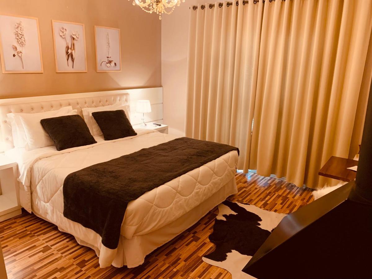 Suite met Kingsize Bed en Balkon