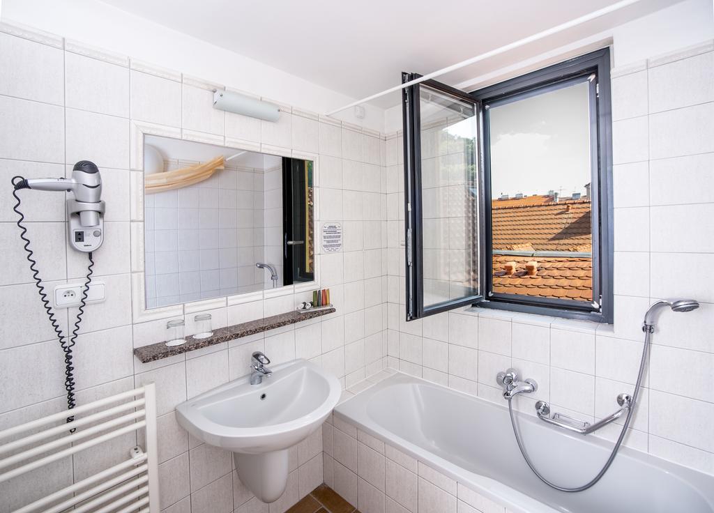 Suite (4 Volwassenen)