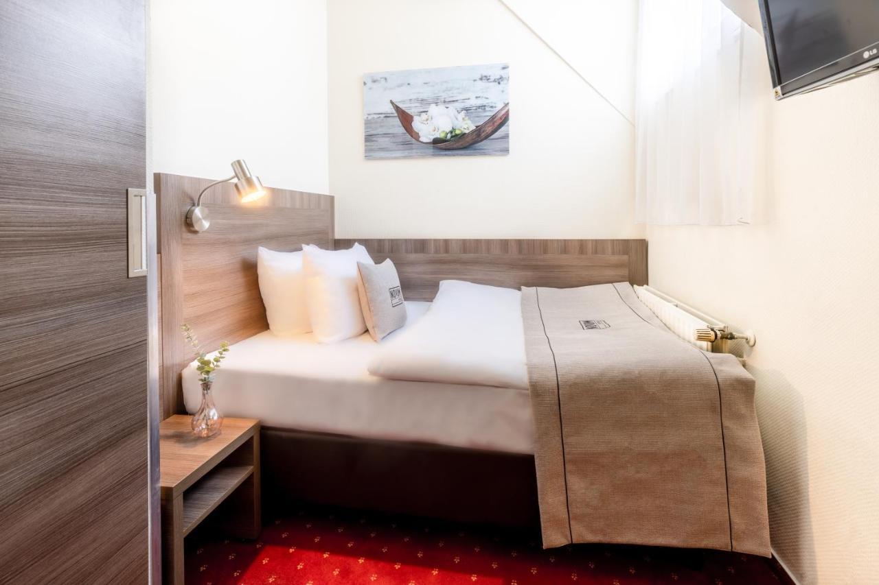 Economy Single Room