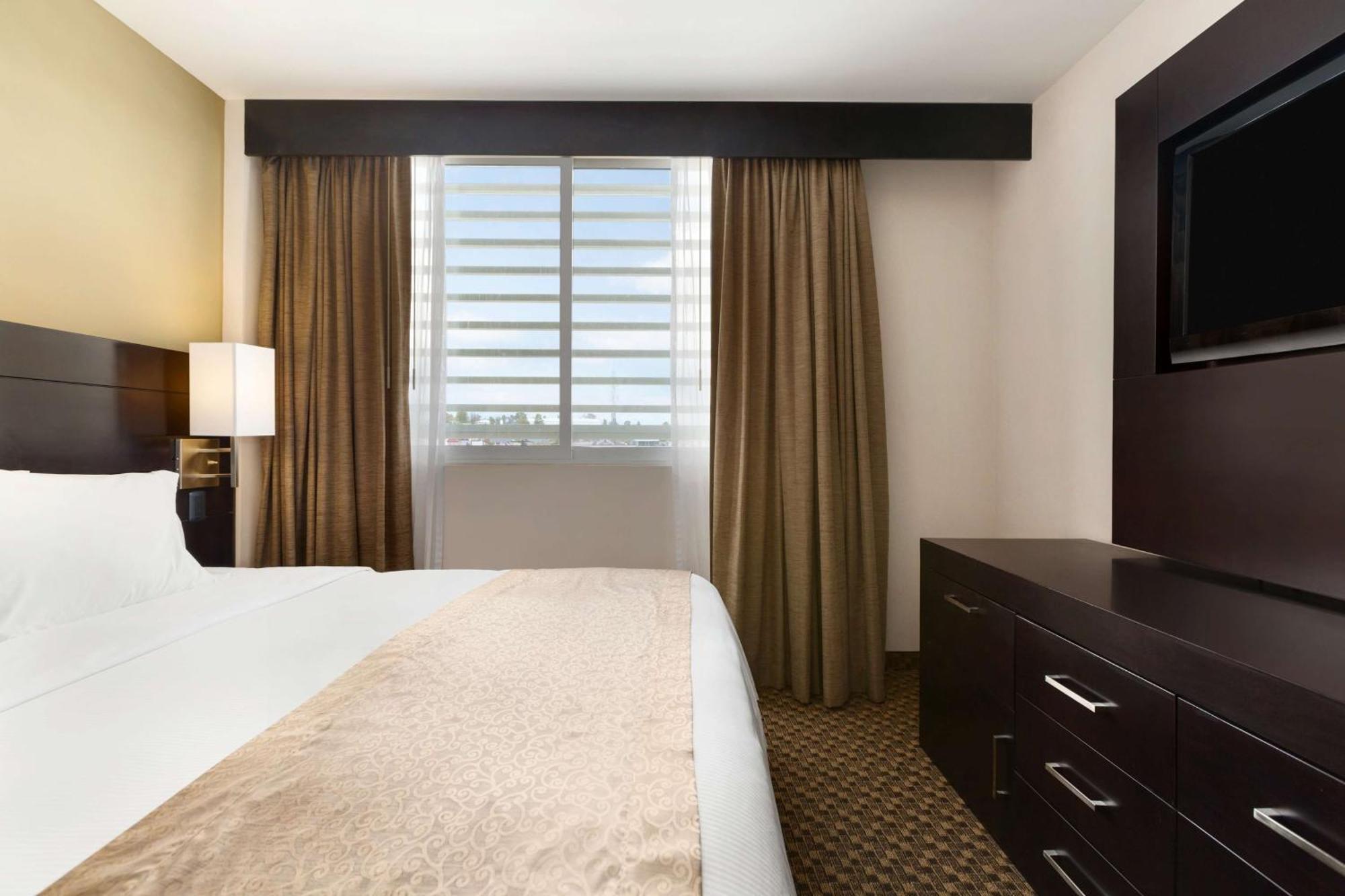 Suite Junior con cama grande - no fumadores