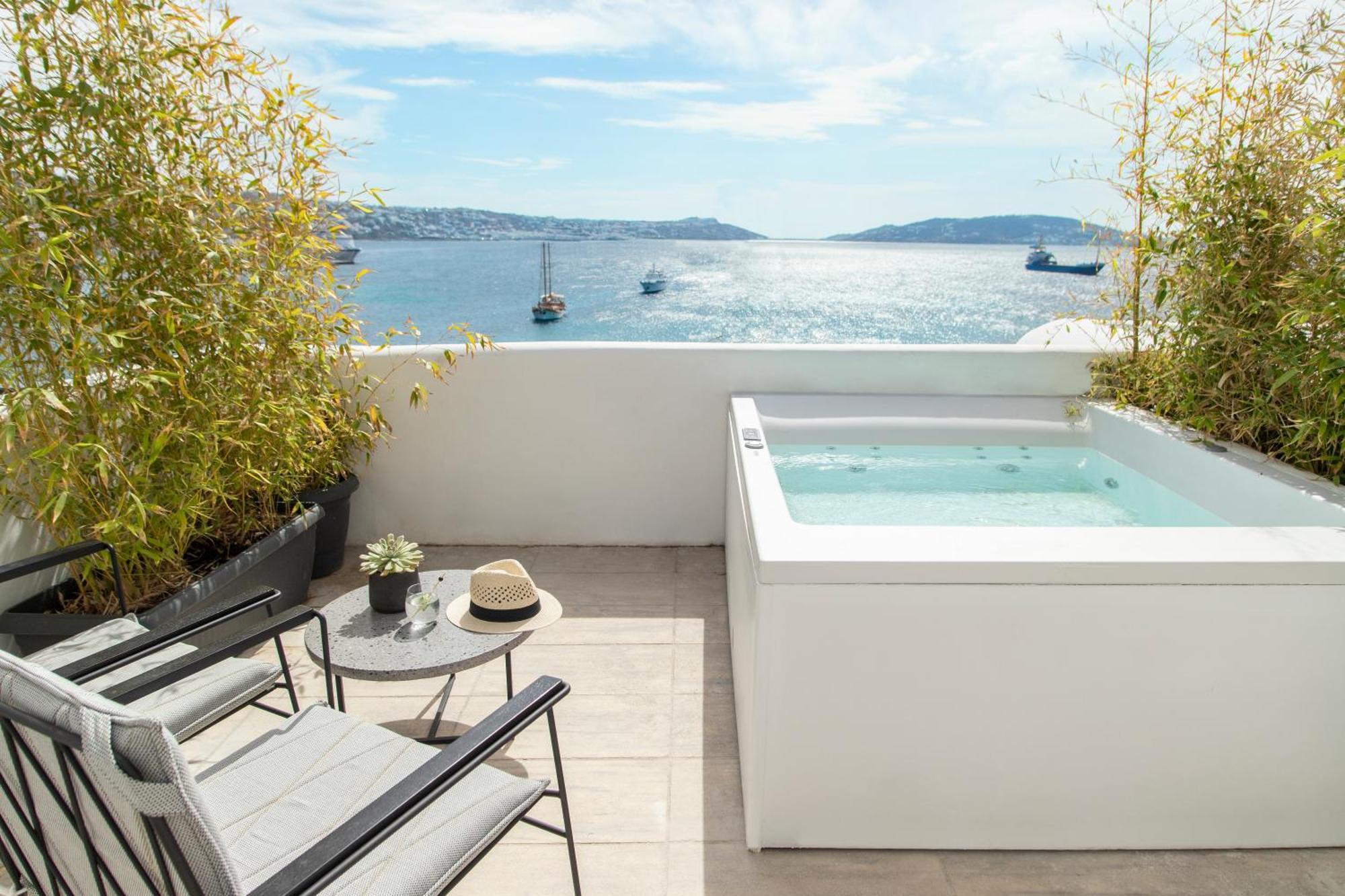 Executive Zimmer mit Meerblick und Außenwhirlpool