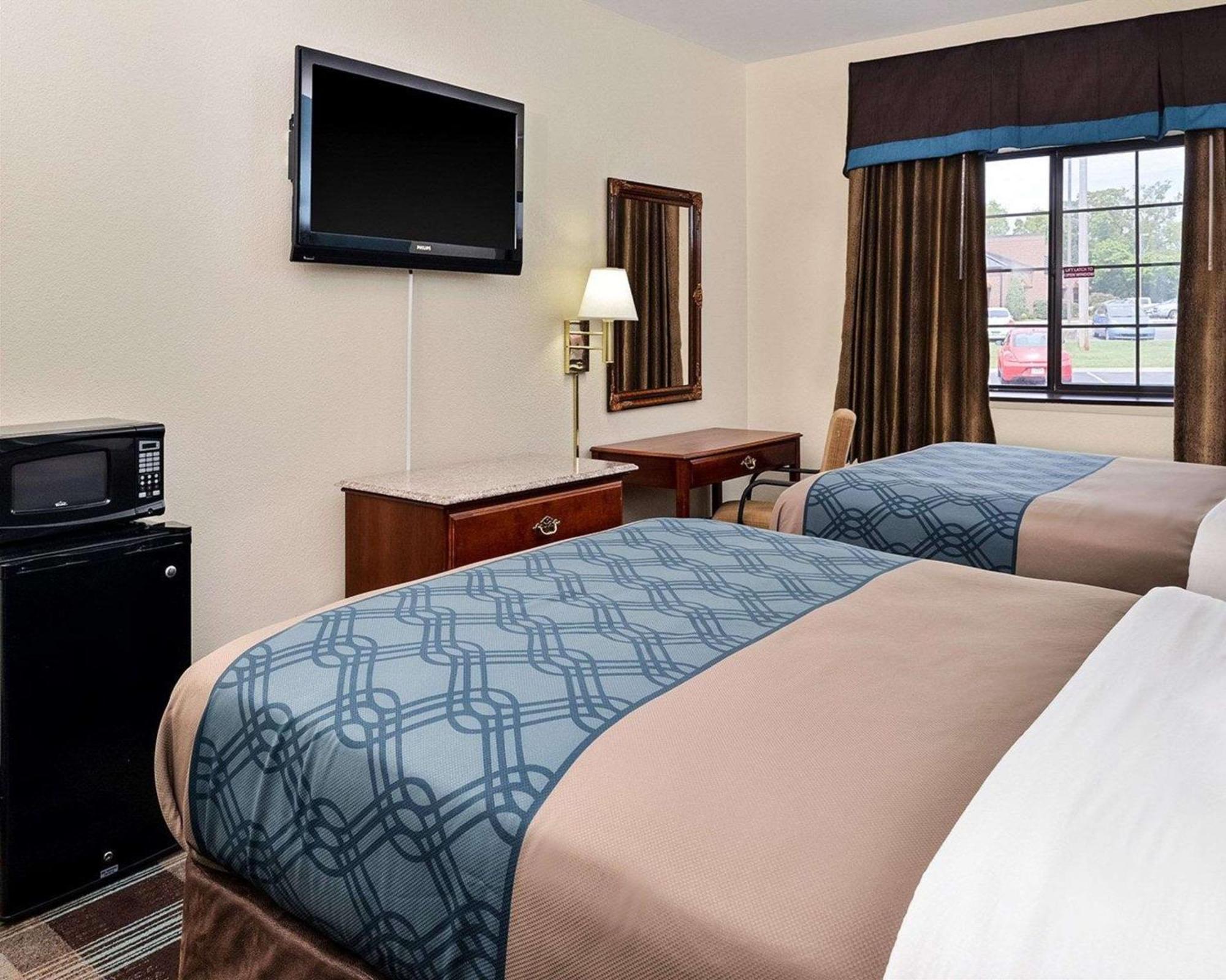 Double Room with Two Double Beds - Non-Smoking