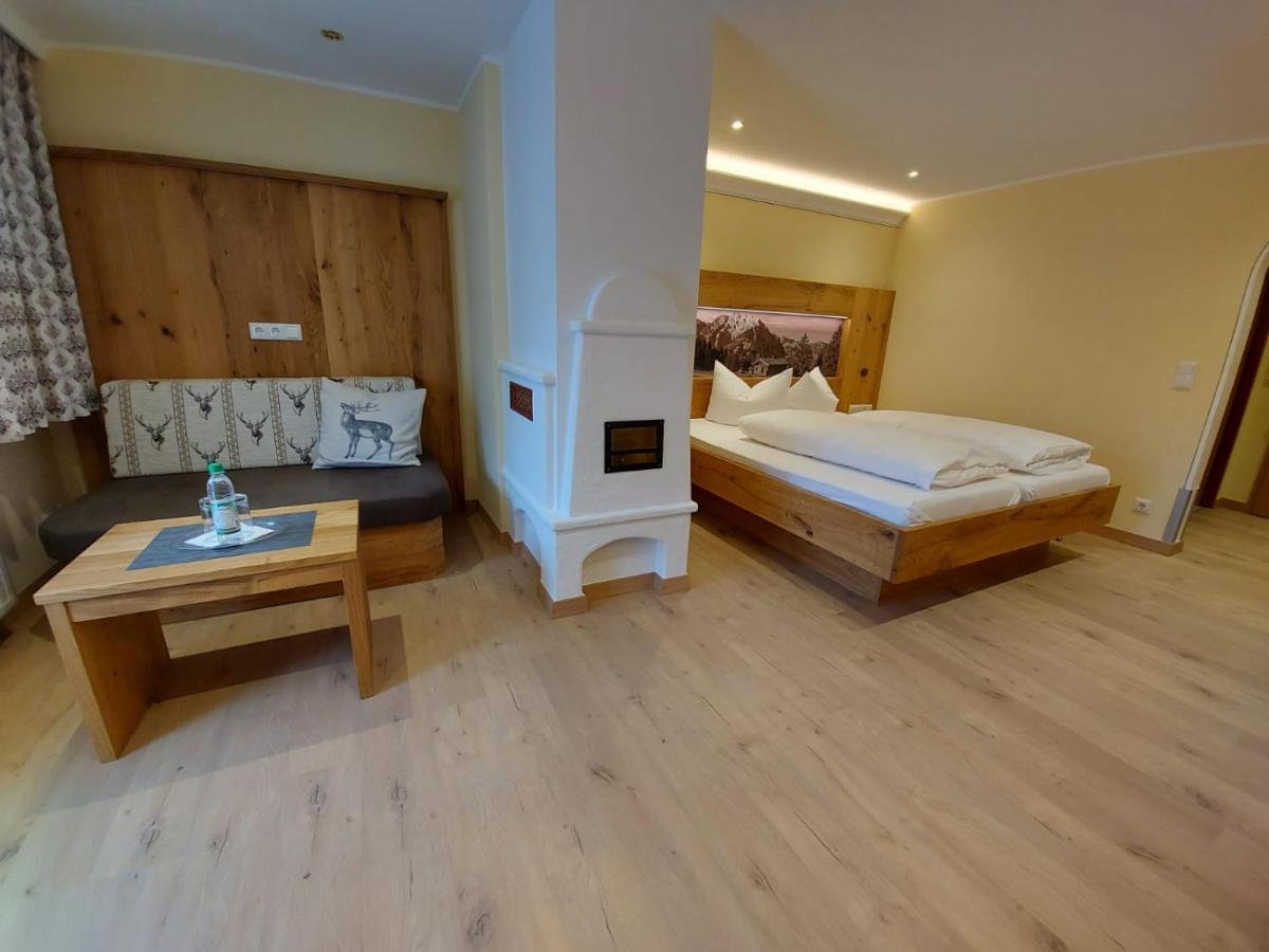 Comfort Double Room with Balcony Jenner