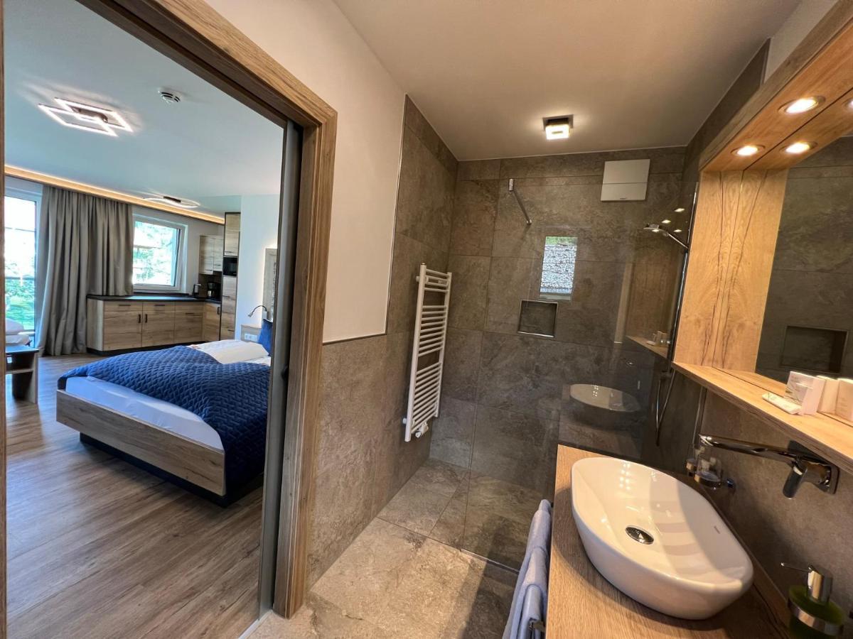 Studio Apartment,1298608711:JPEG