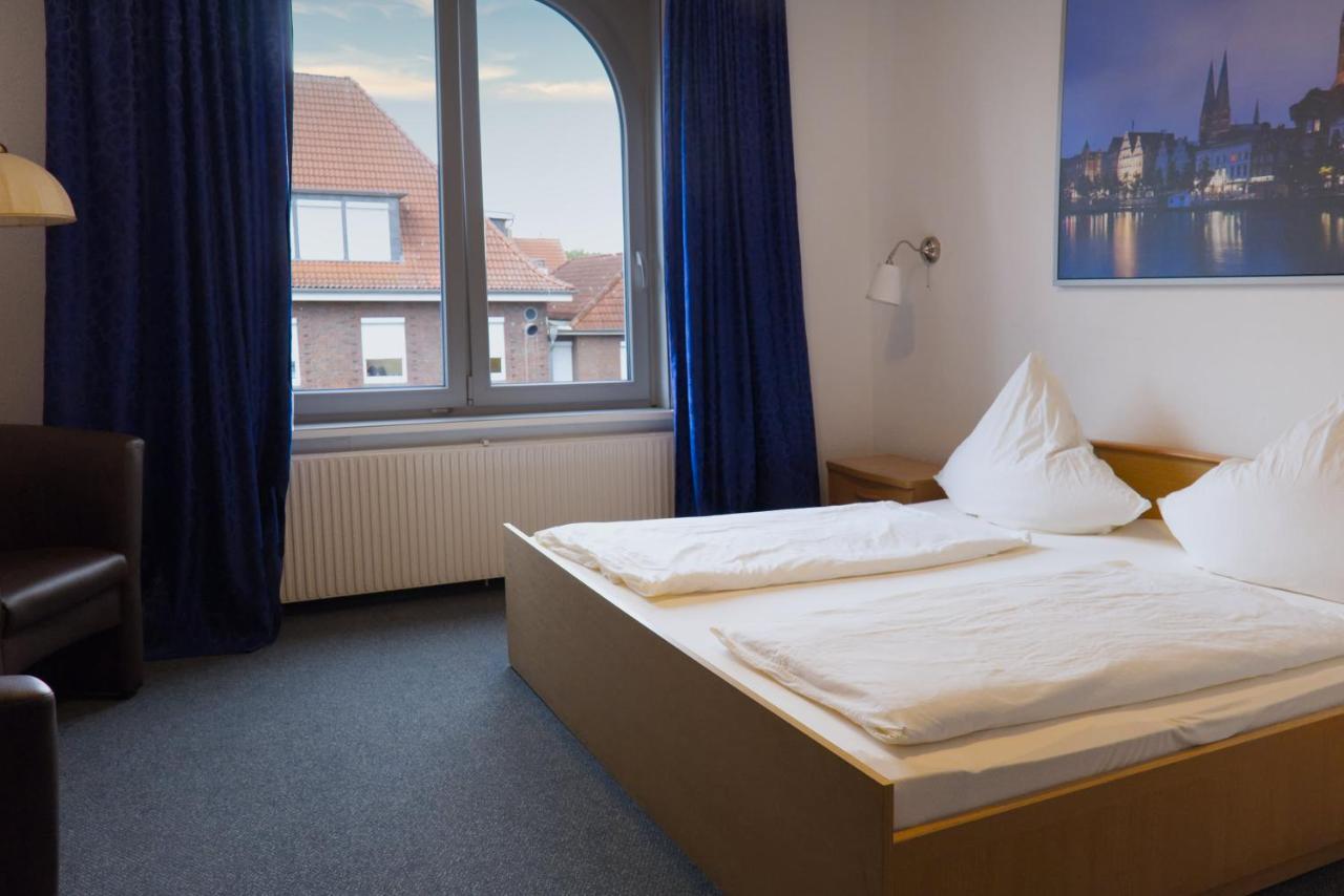 Double Room,1300573651:JPEG