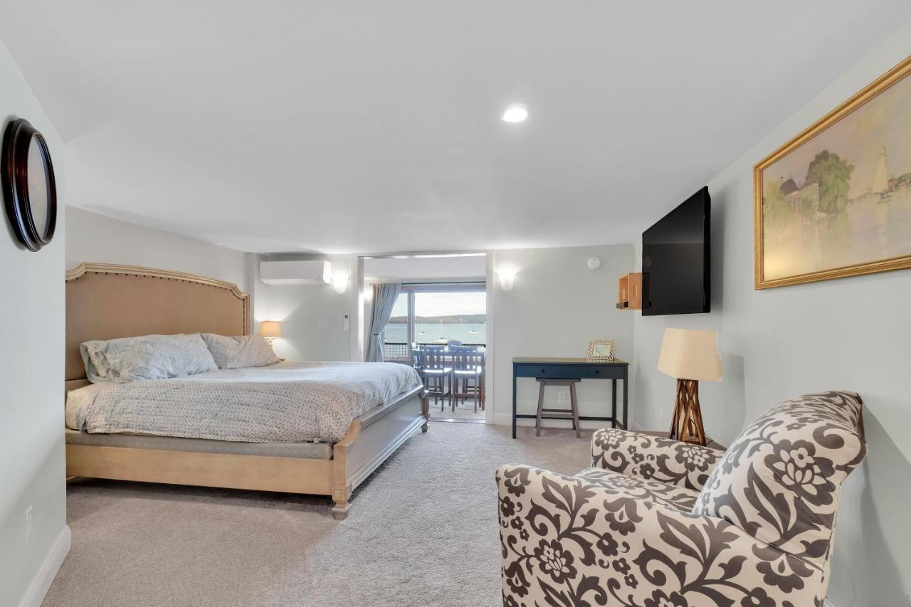 Superior King Suite