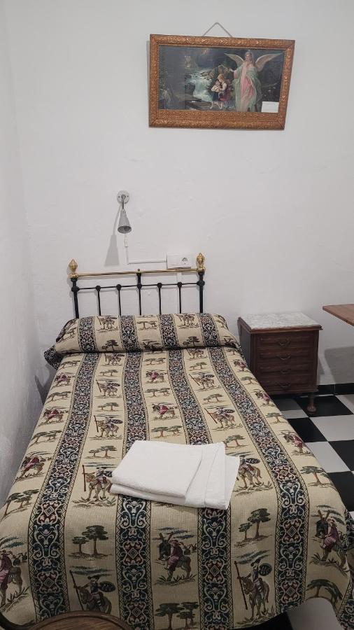 Camera Singola con Bagno in Comune