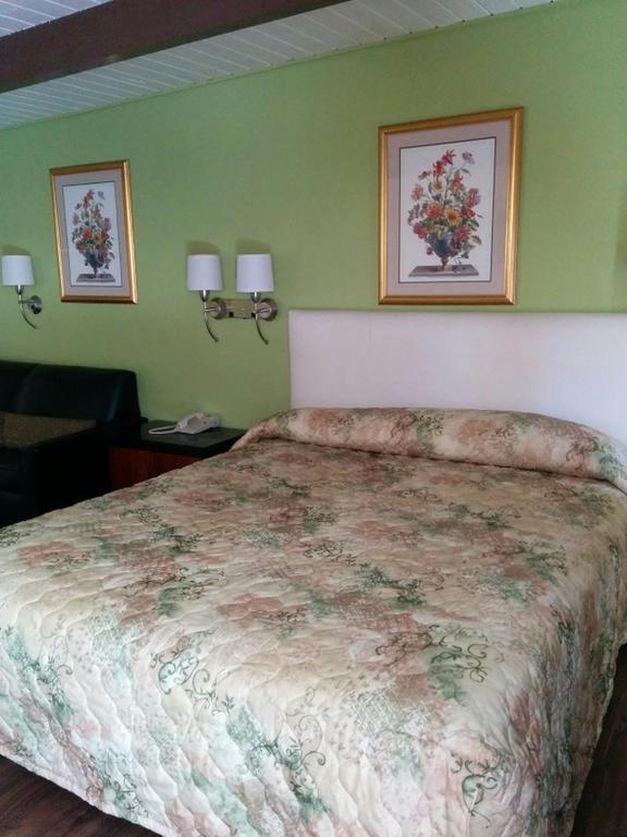 King Room with Kitchenette
