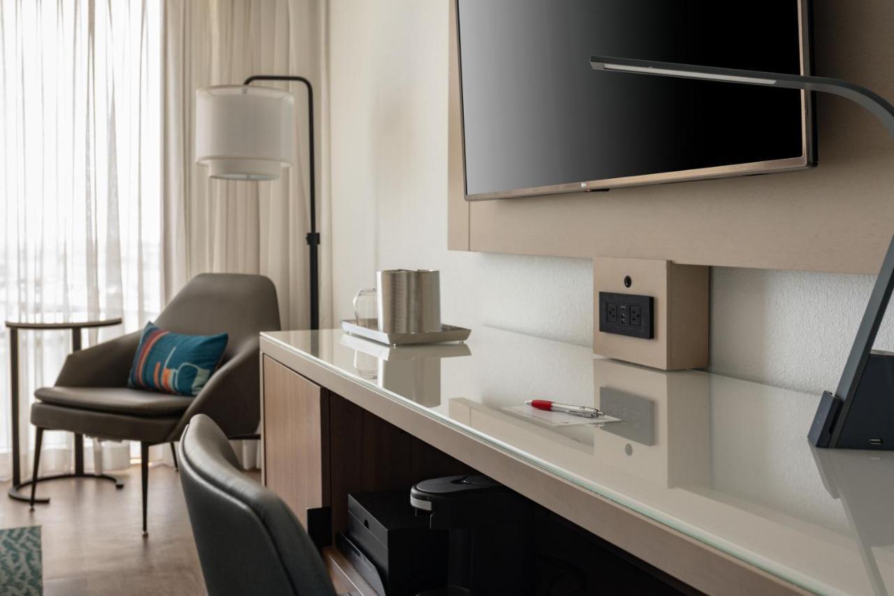 Quarto Queen com 2 Camas Queen e Vista Rio