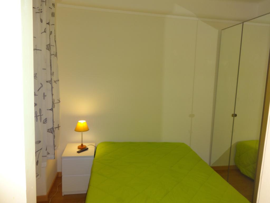 Dreibettzimmer mit Gemeinschaftsbad