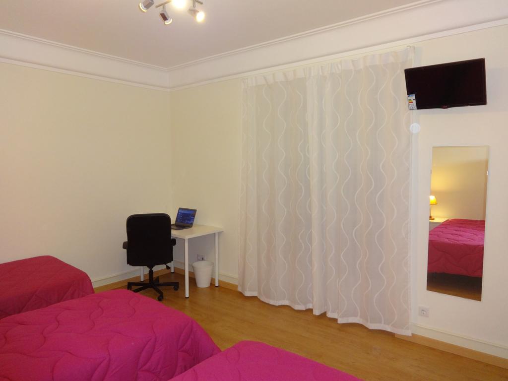 Dreibettzimmer mit eigenem Bad