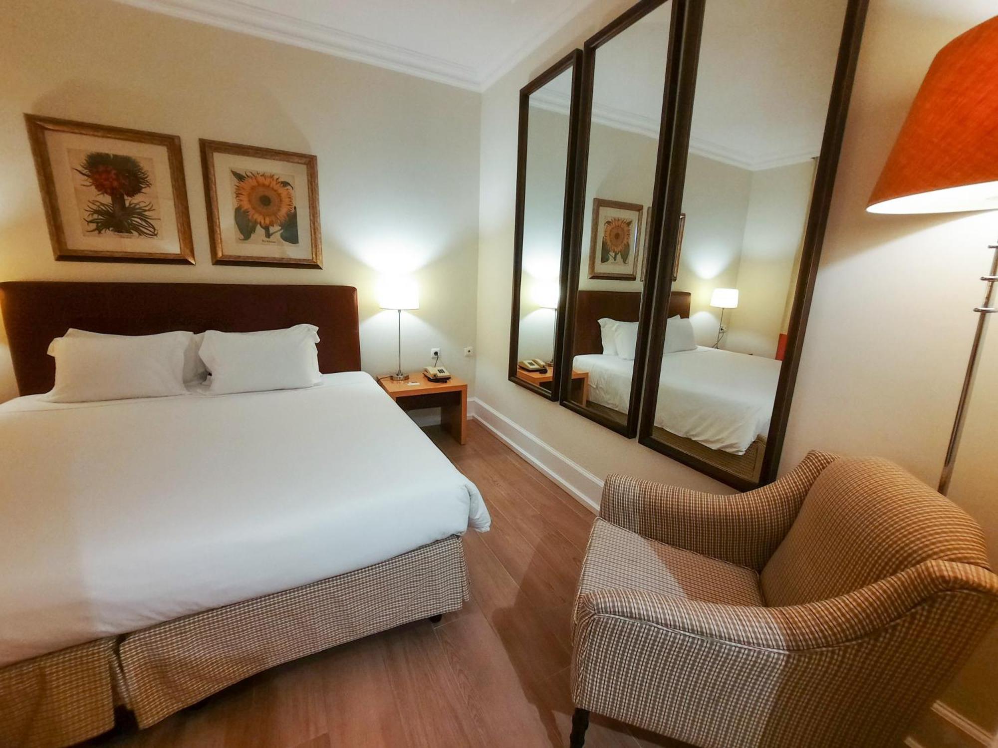 Double Room,1437432901:JPEG