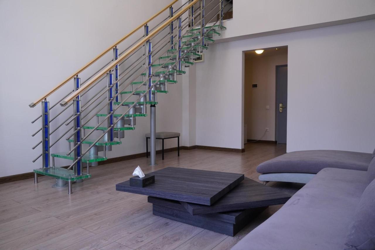 Maisonette Studio