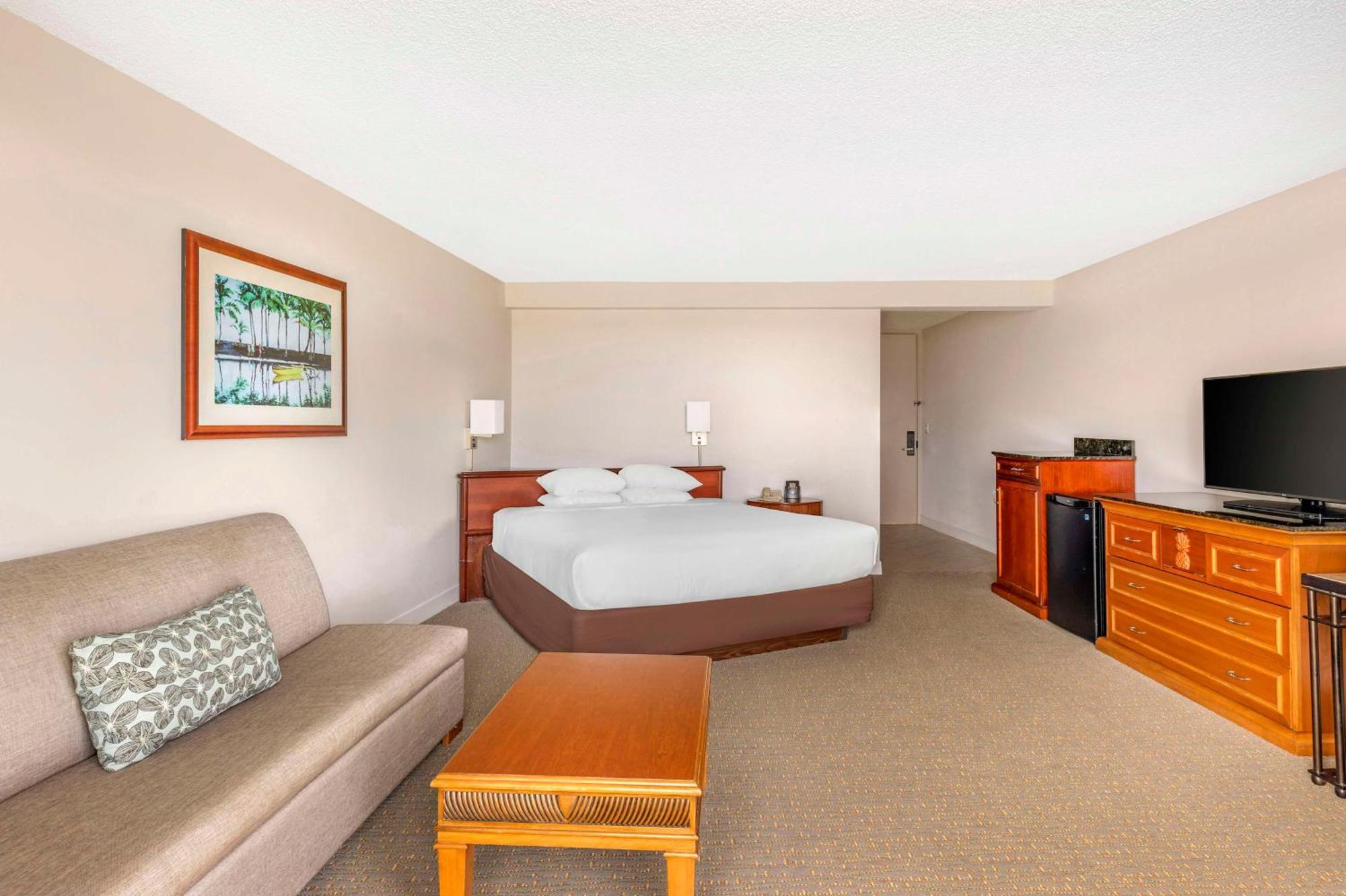 King Room with Sofa Bed - Ocean Front View