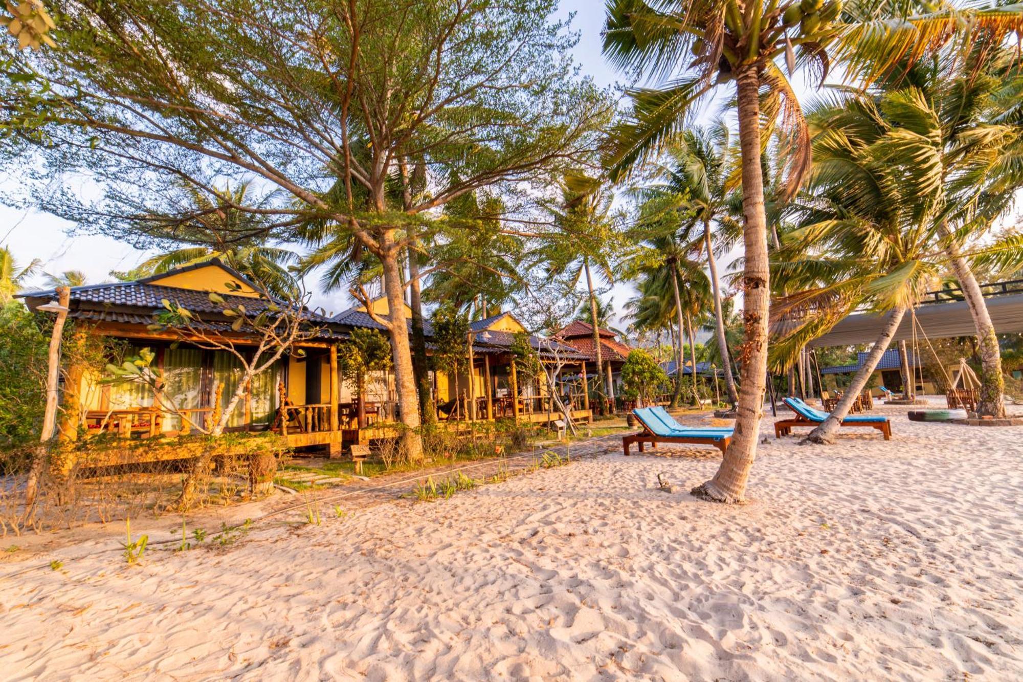 Bungalow - Beach Front