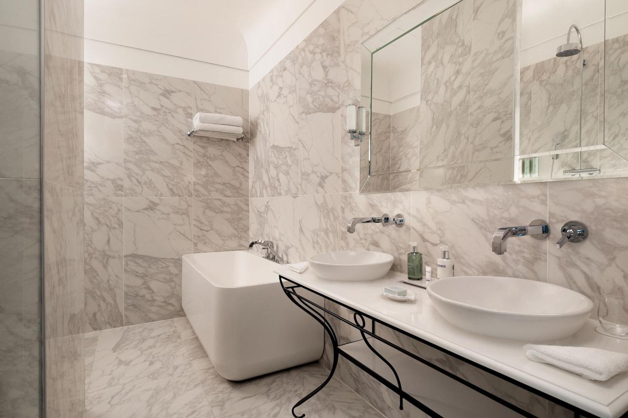 Junior Suite Superior con Vista Cortile