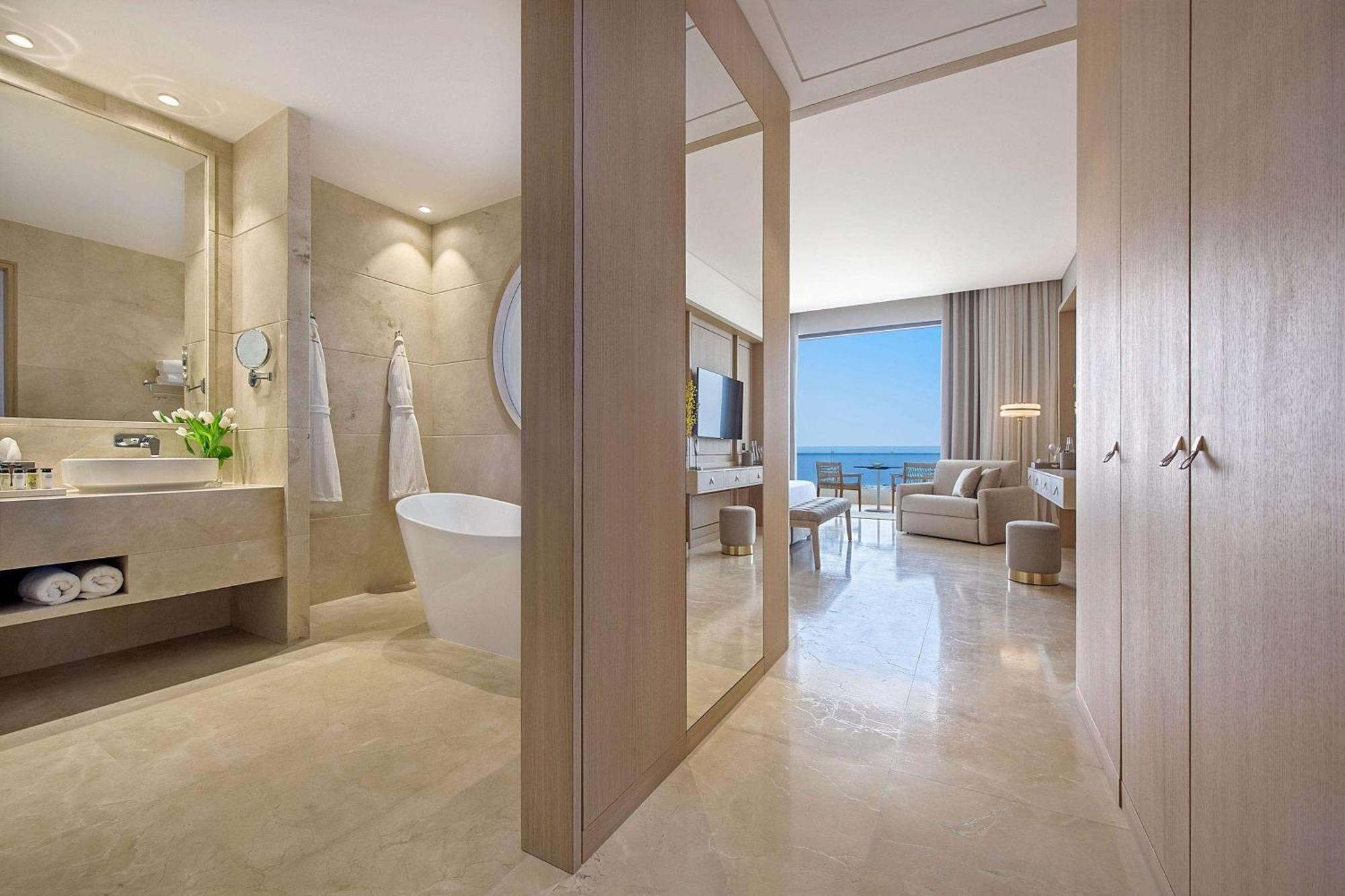 Residence Panorama Room