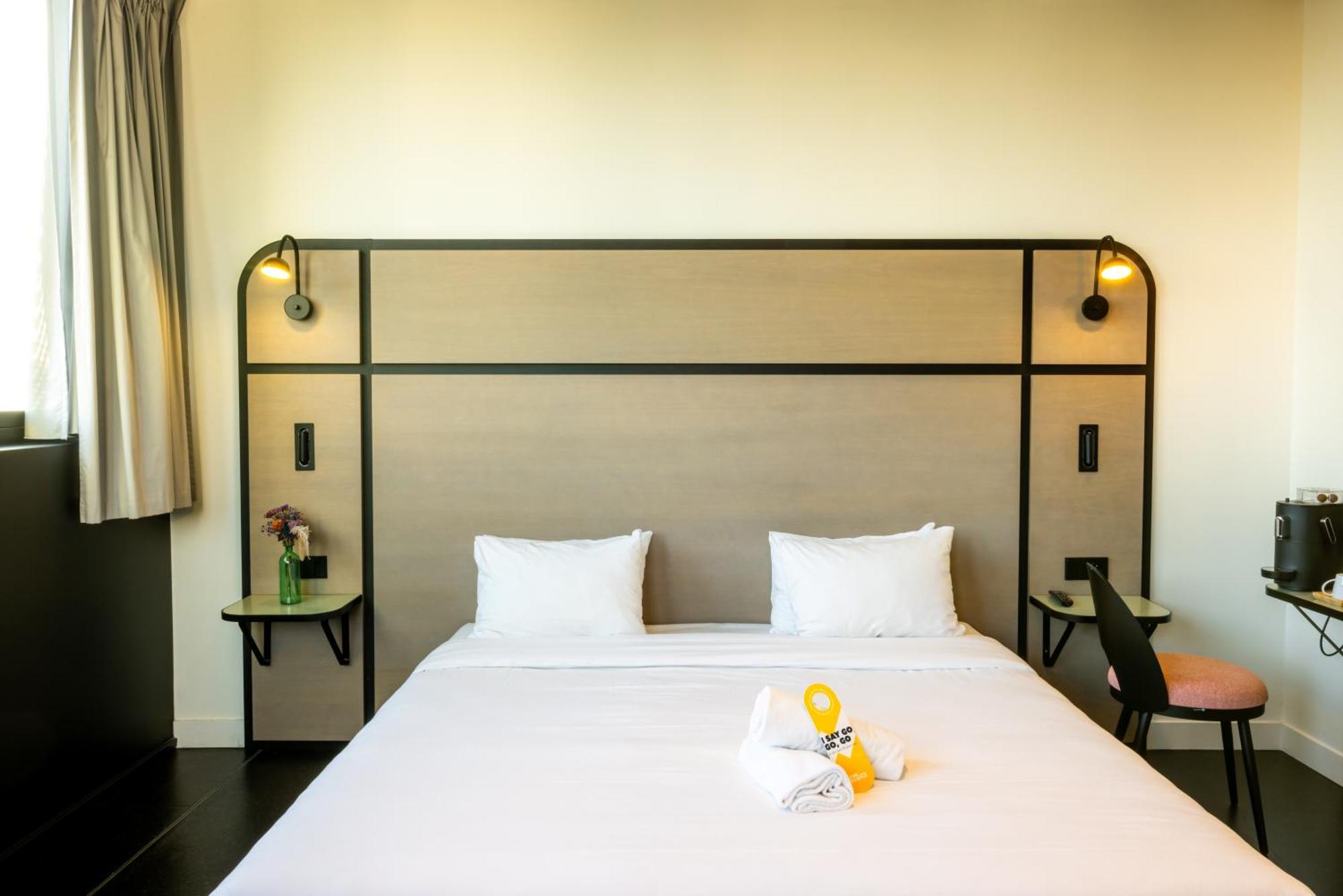 Quarto com Cama de Casal ou 2 de Solteiro e Vista