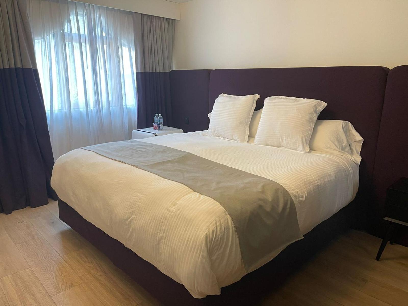 Suite con cama grande