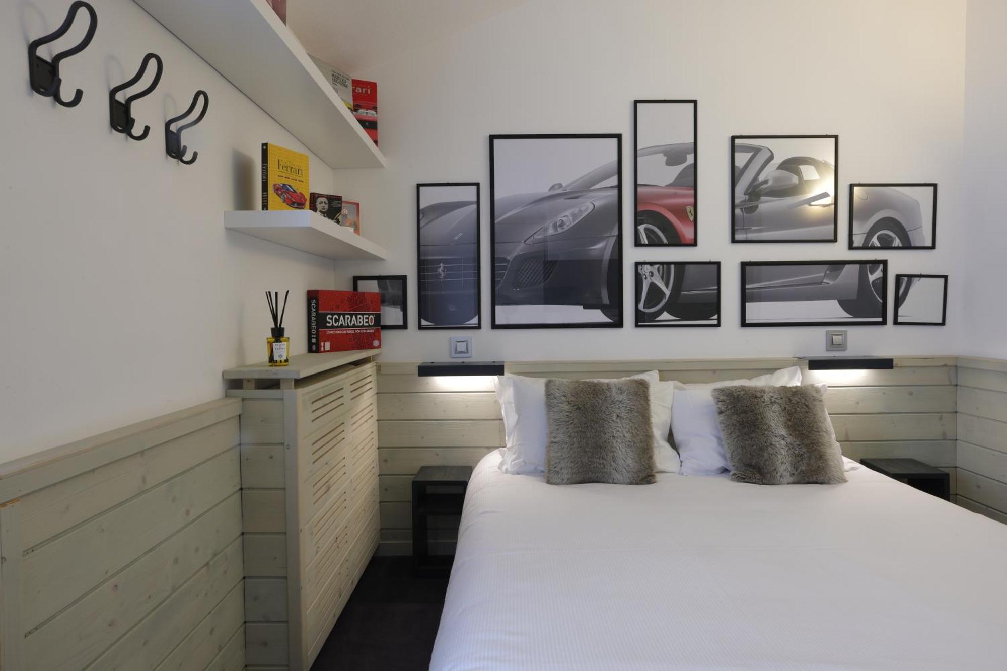 Quarto com Cama de Casal ou 2 de Solteiro