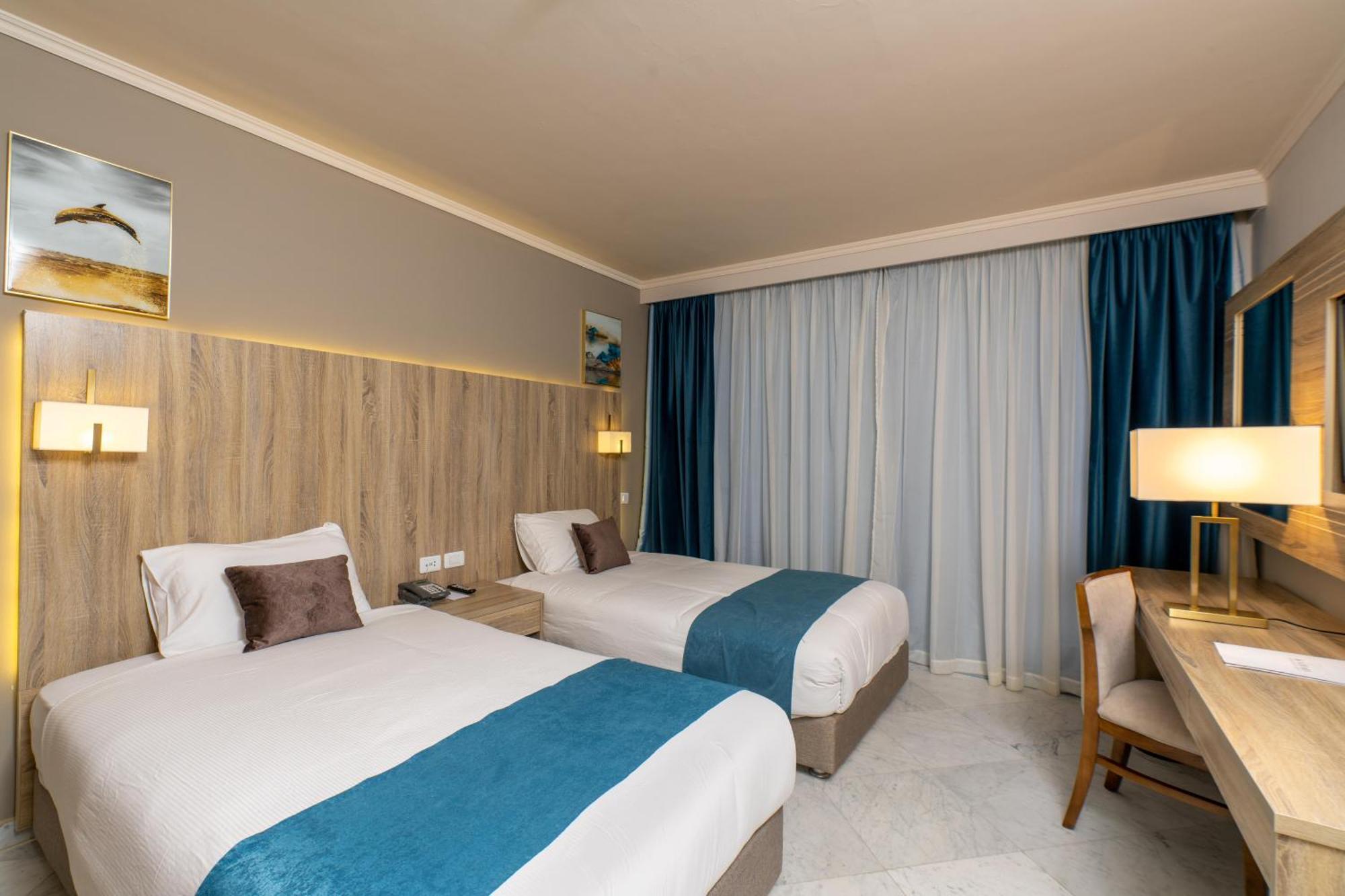 Double Room with Pool View