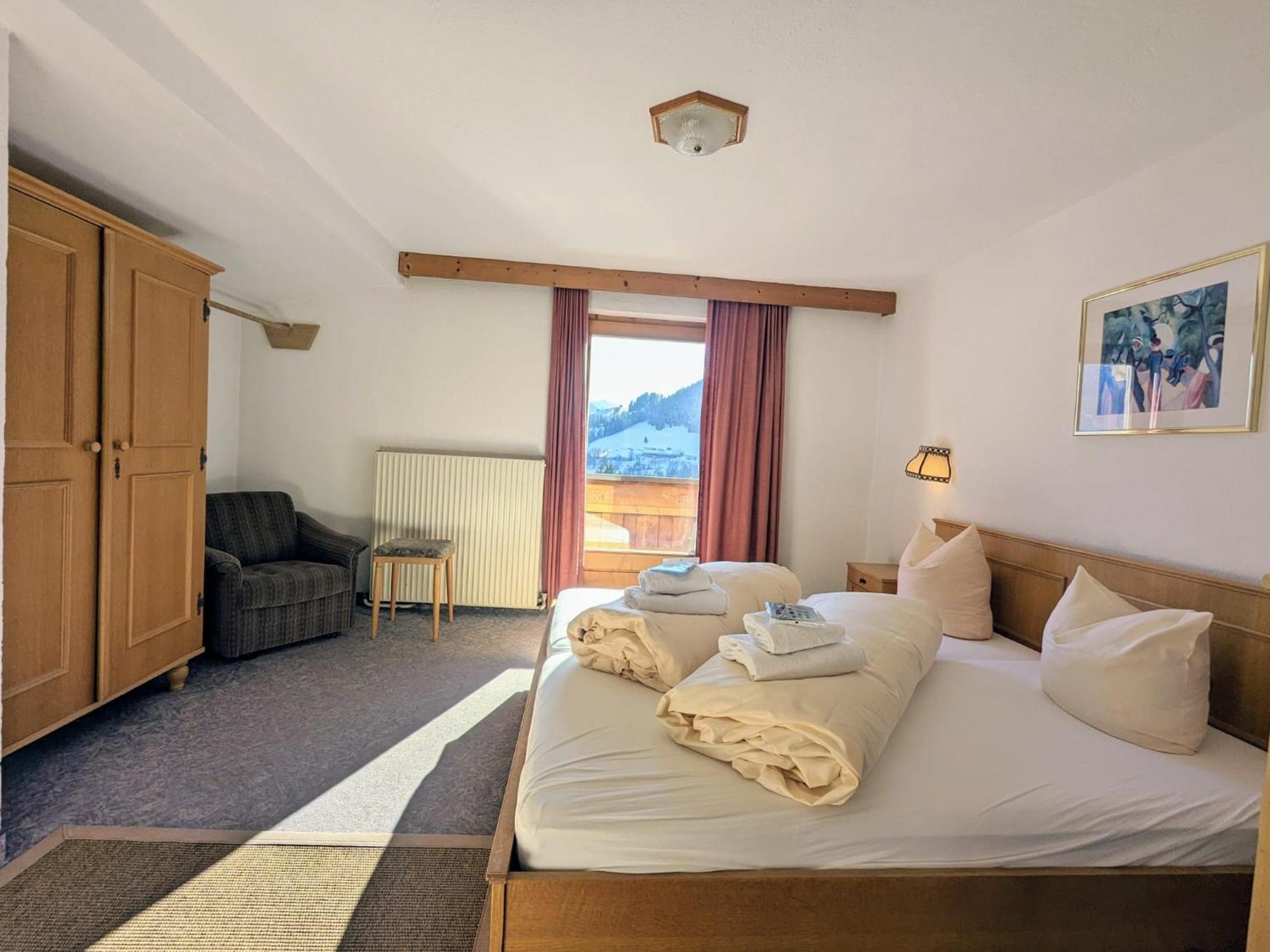 Chalet,1479621393:JPEG