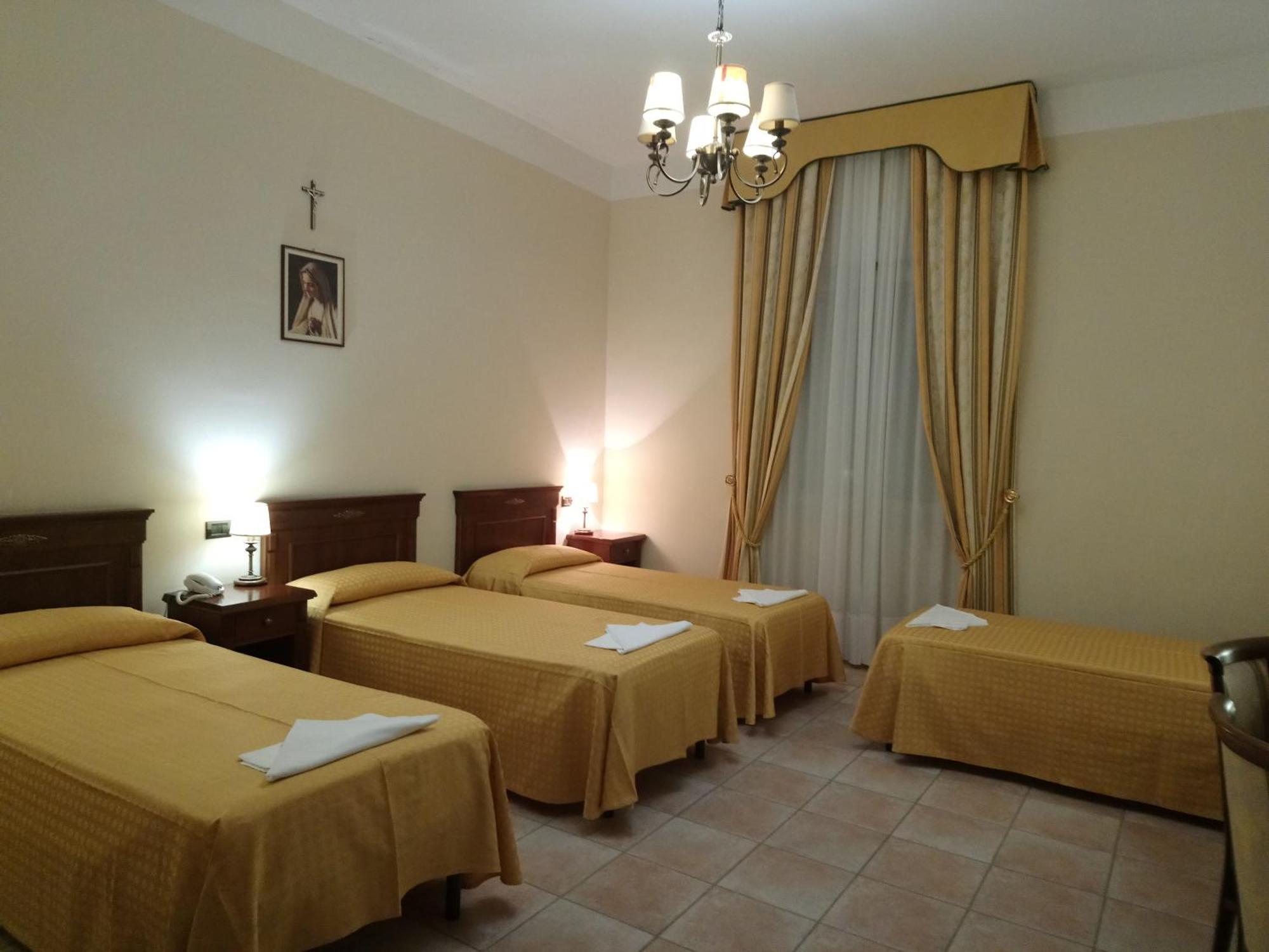 Camera Quadrupla con Bagno Privato