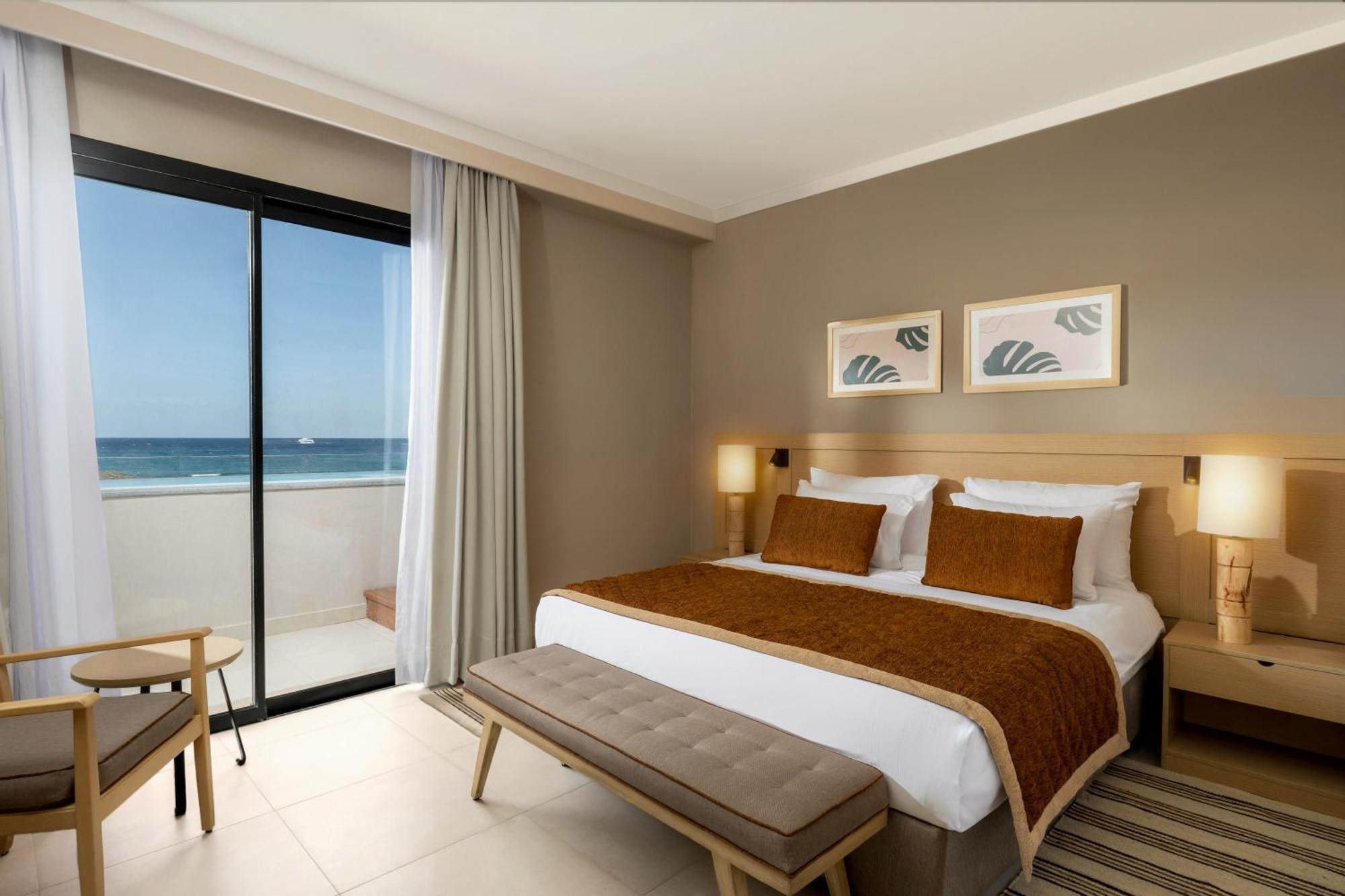 Executive Suite met Queensize Bed en Uitzicht op Zee