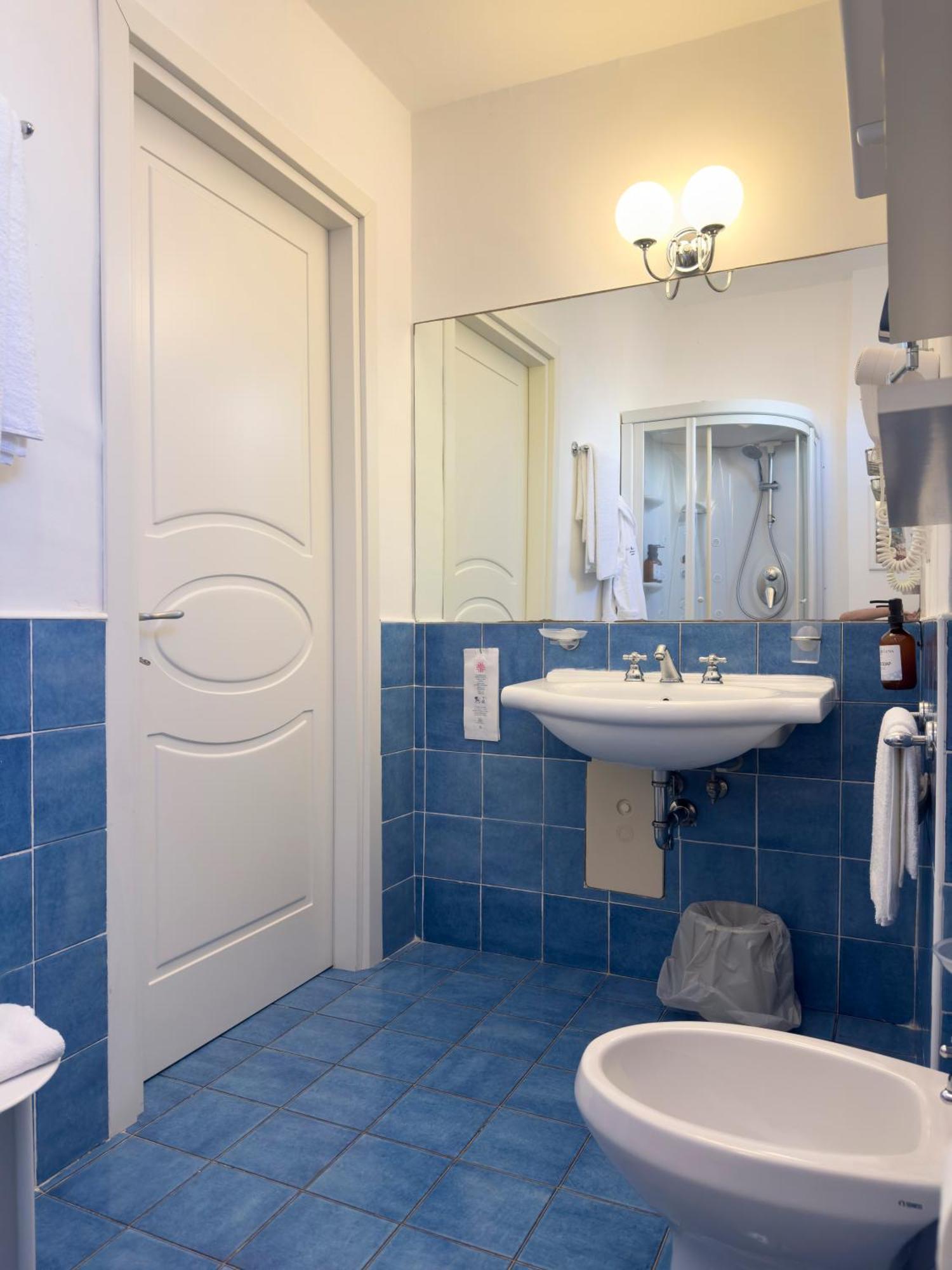 Suite mit Meerblick (2 Erwachsene)