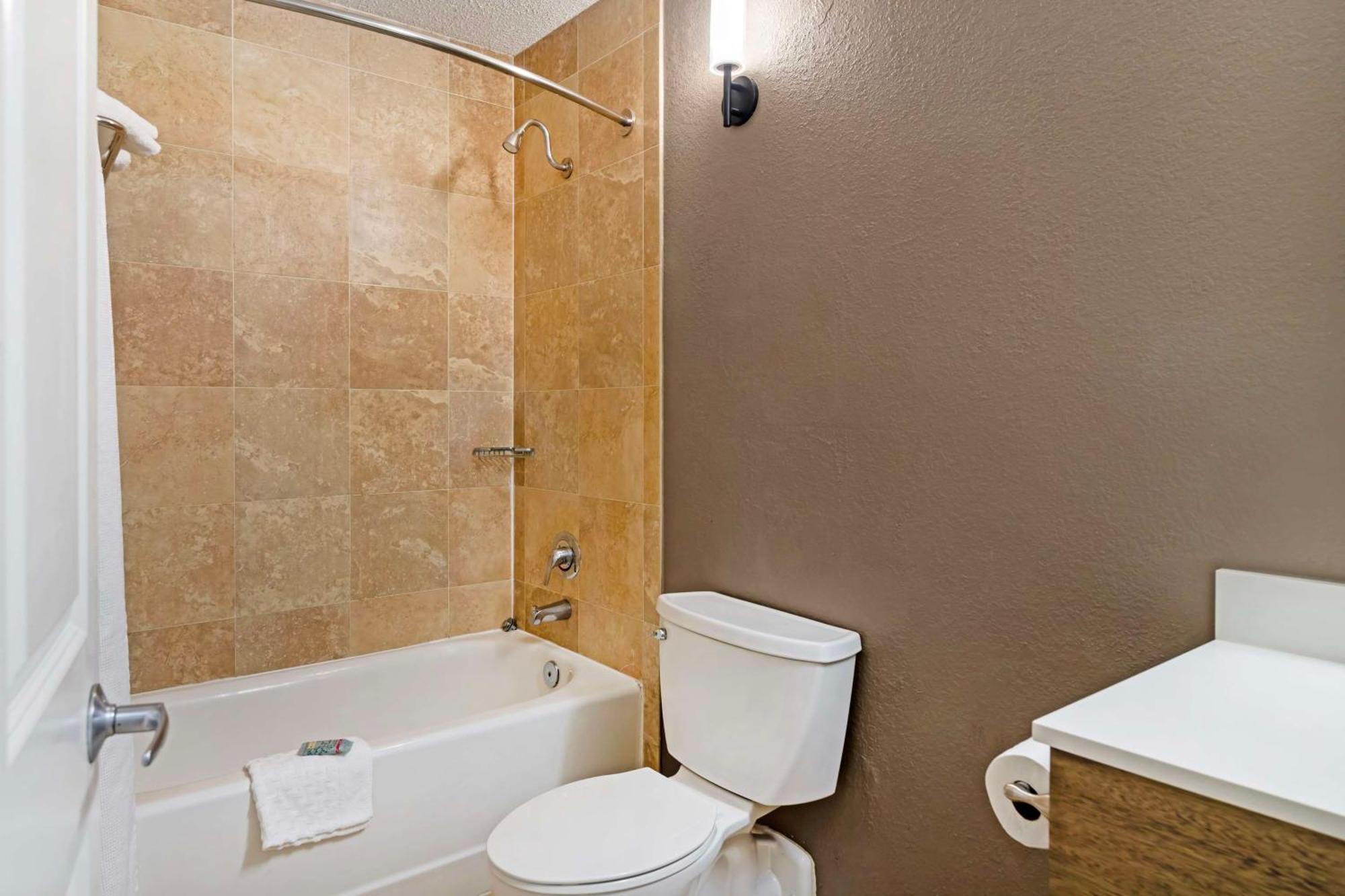 Chambre avec 2 Grands Lits Queen-Size