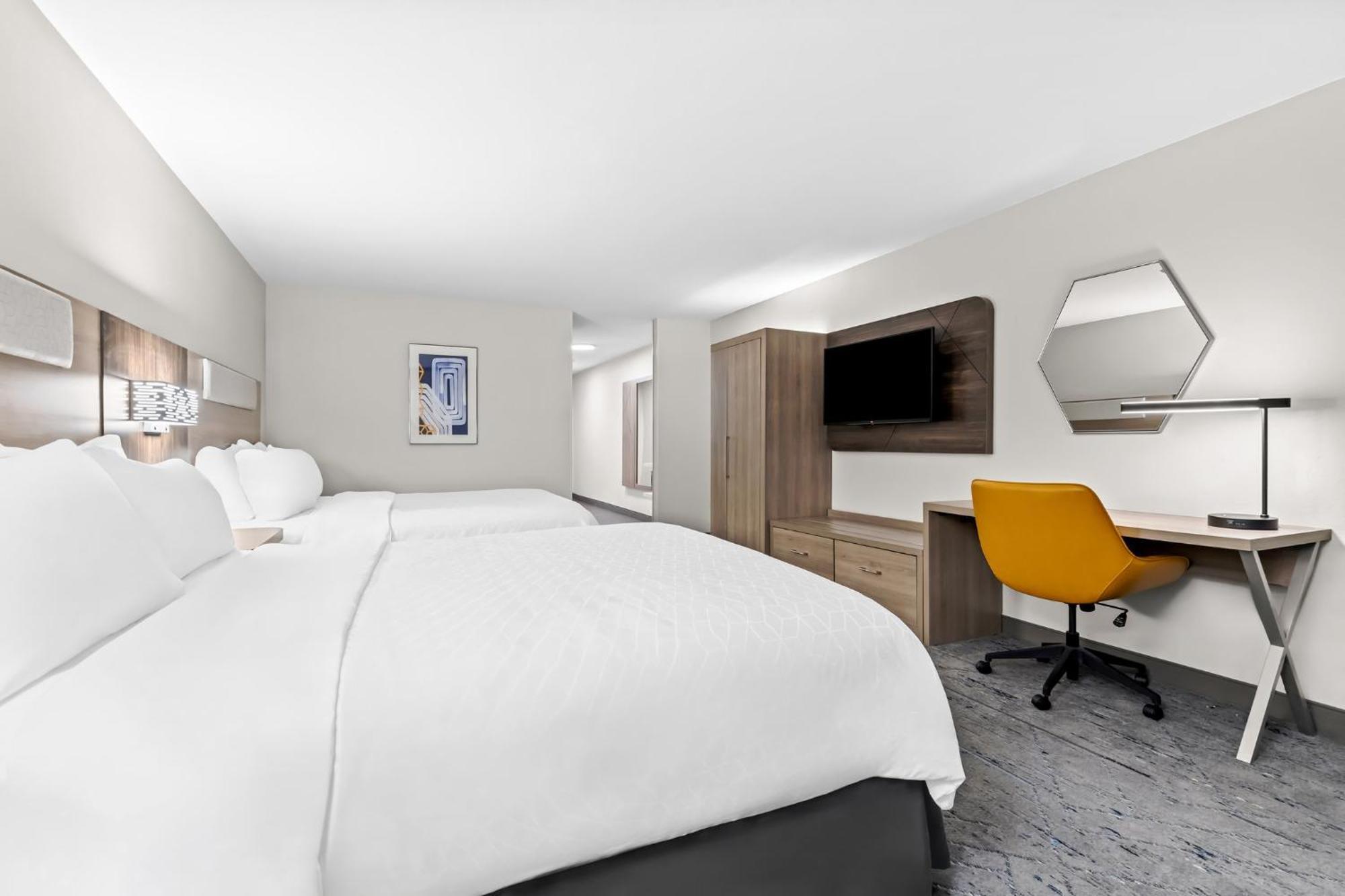 Standard Queen Room with Two Queen Beds