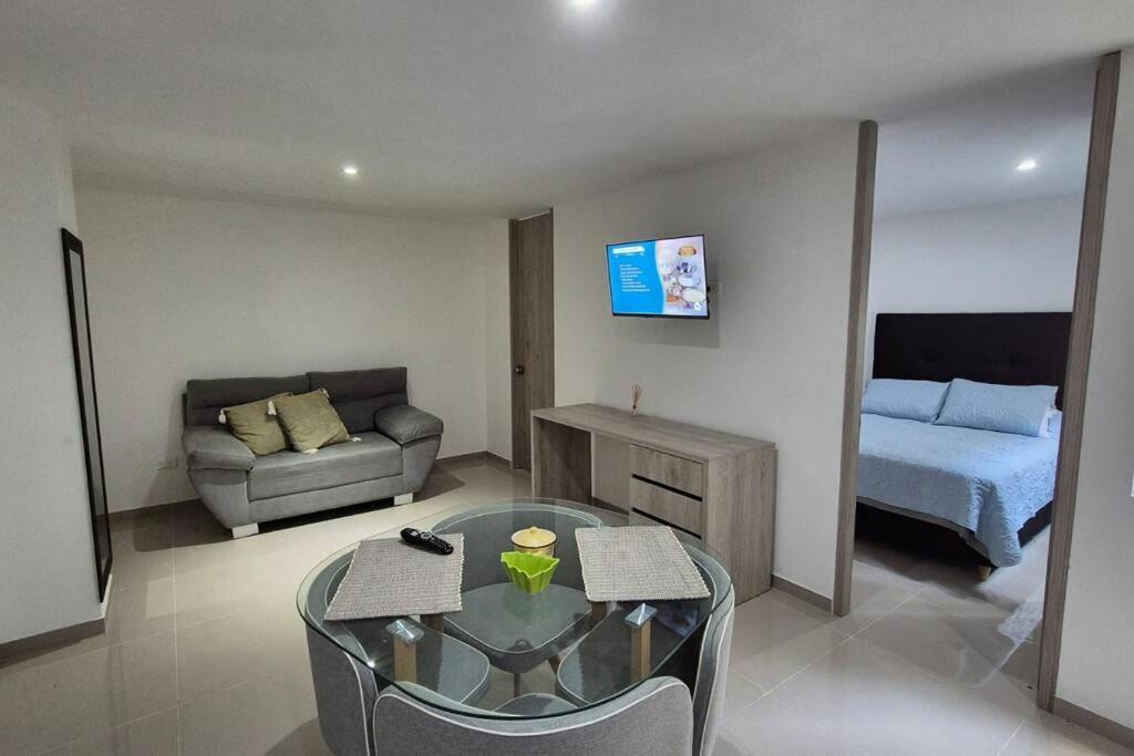 Suite Lit King-Size Prestige avec Vue et Accès au Club