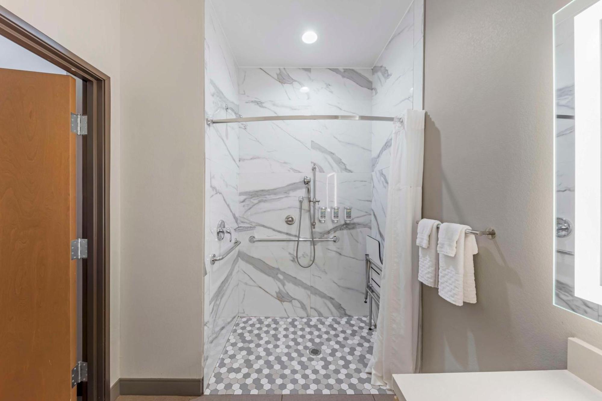 King Room - Disability Access