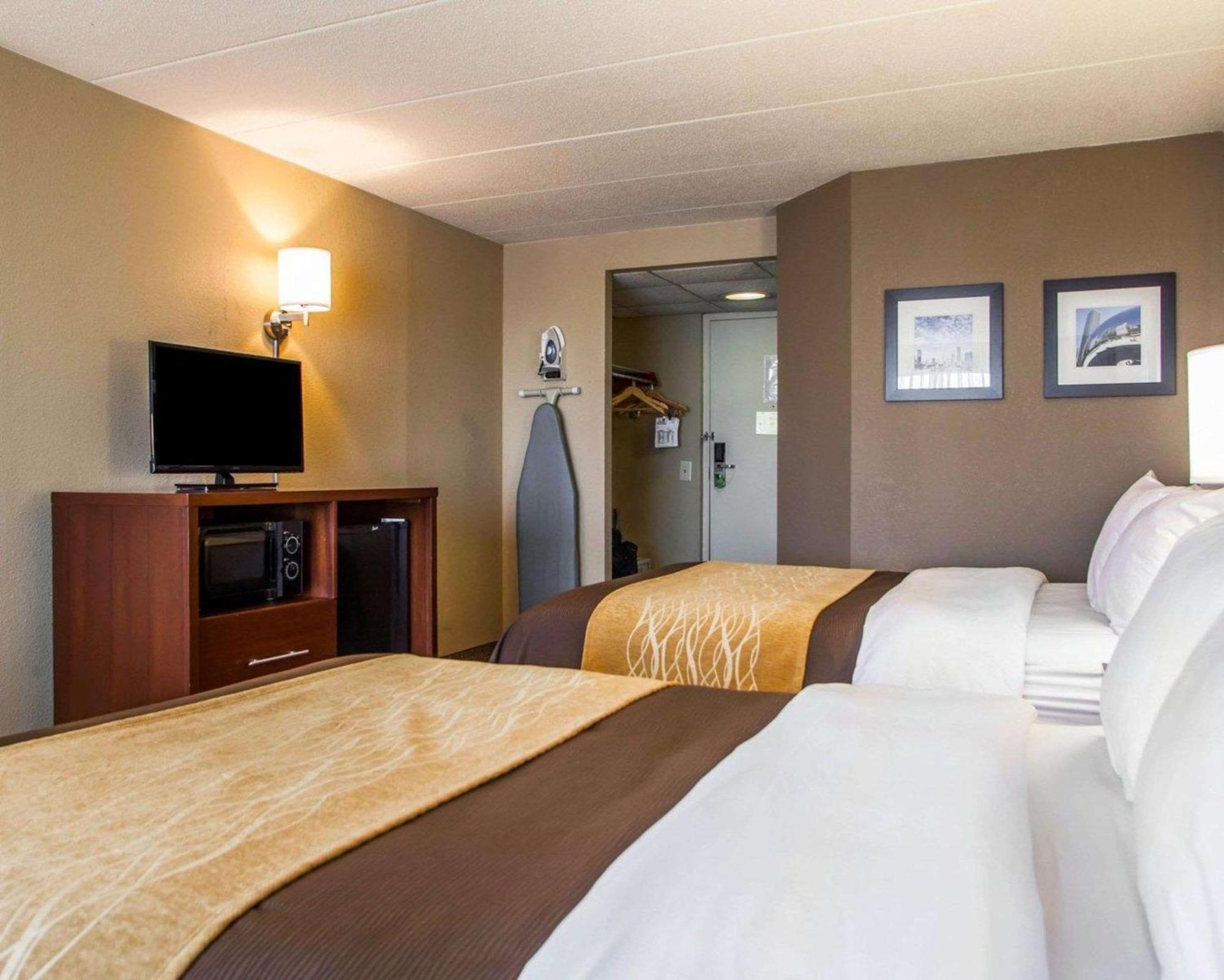 Double Room with Two Double Beds - Non-Smoking