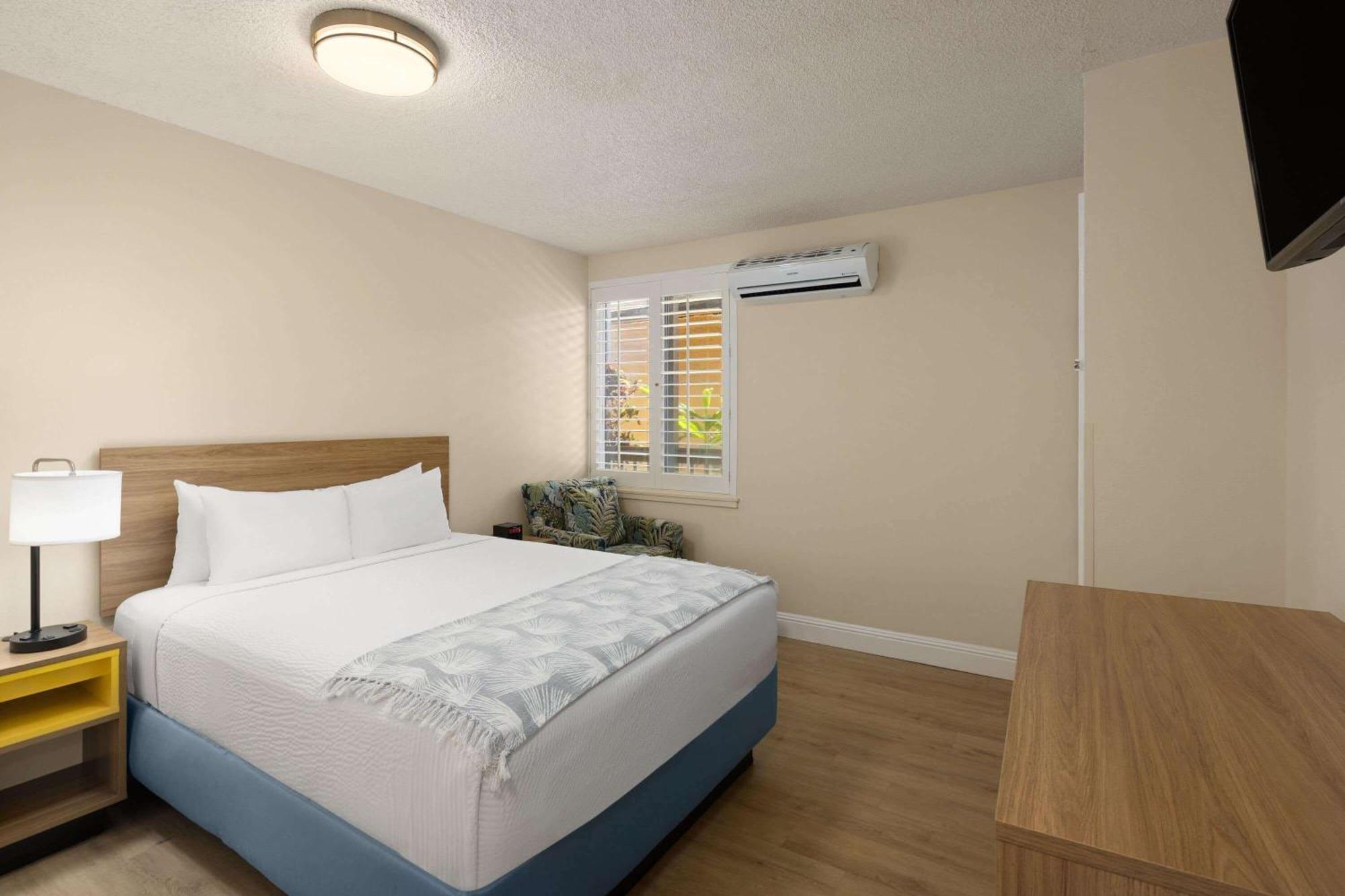 Suite mit 1 Schlafzimmer, Queensize-Bett und Meerblick - 1. Etage/Nichtraucher