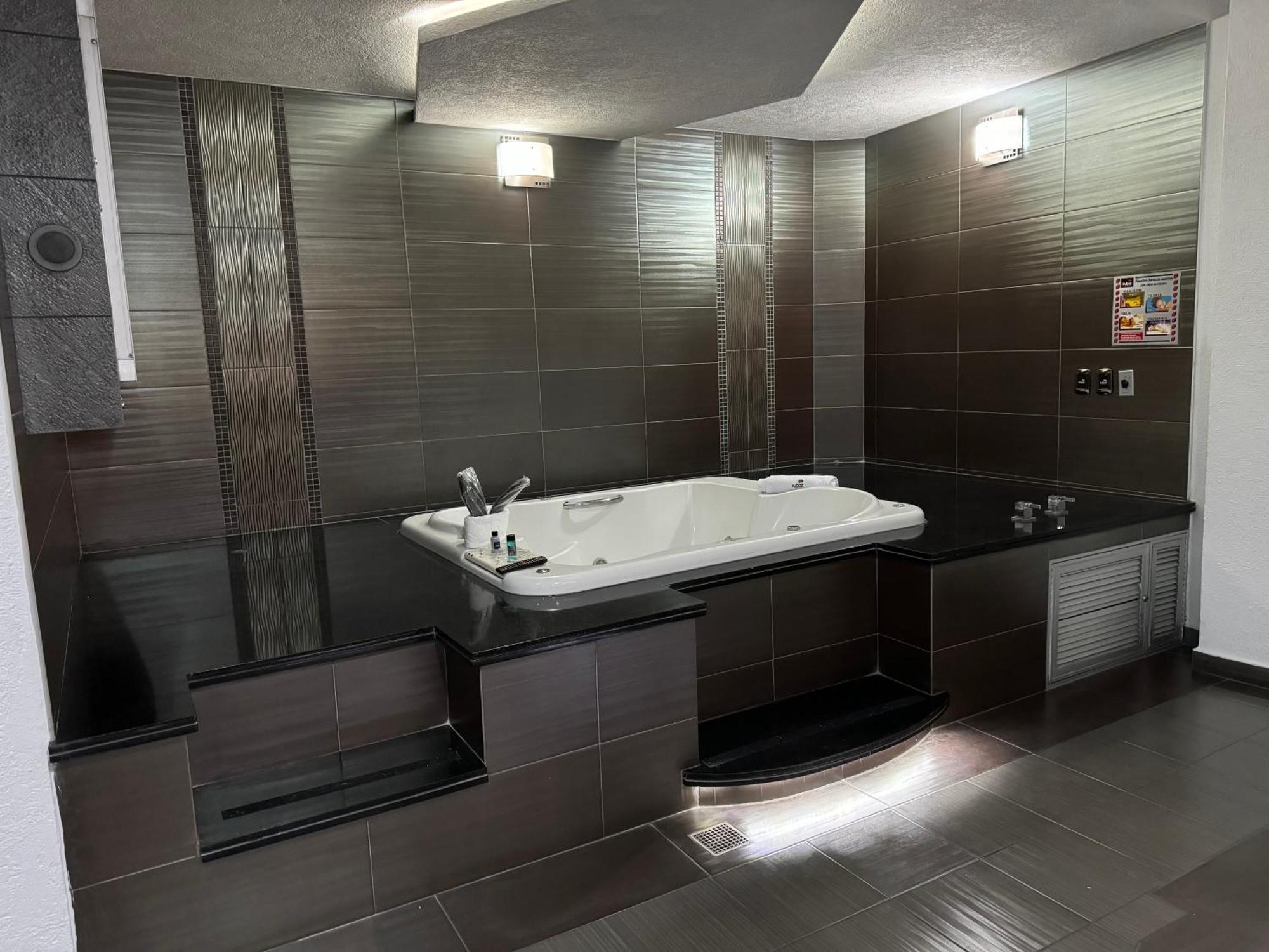 Suite con bañera de hidromasaje