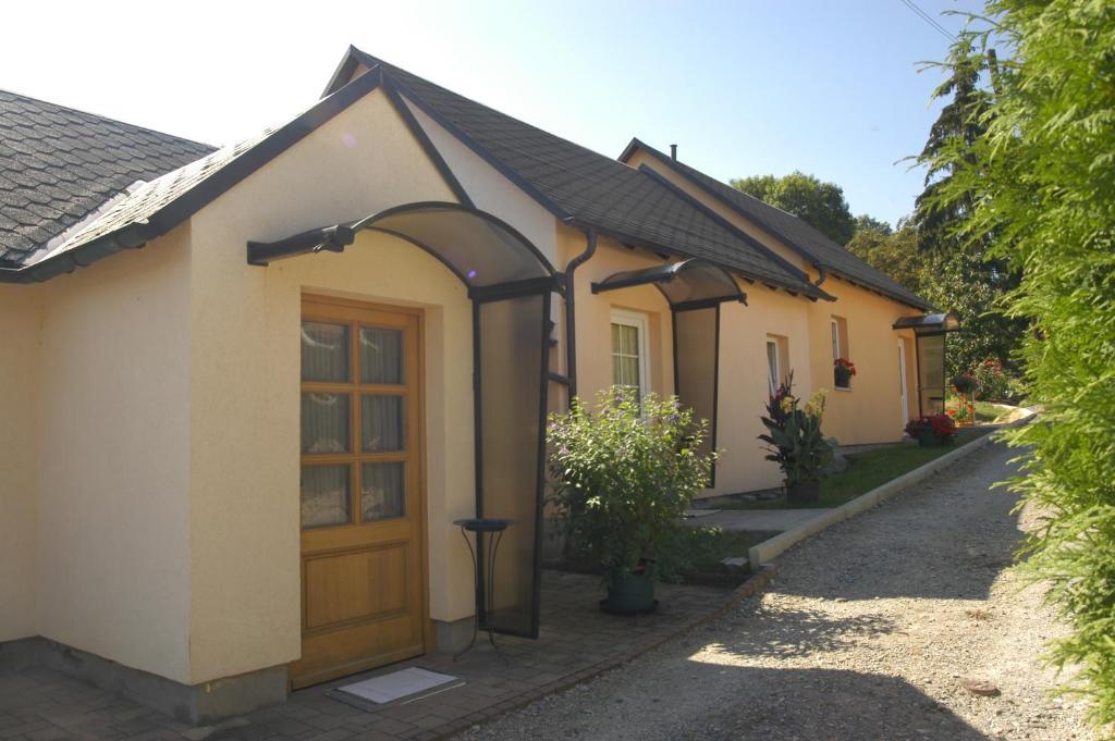Studio mit Terrasse