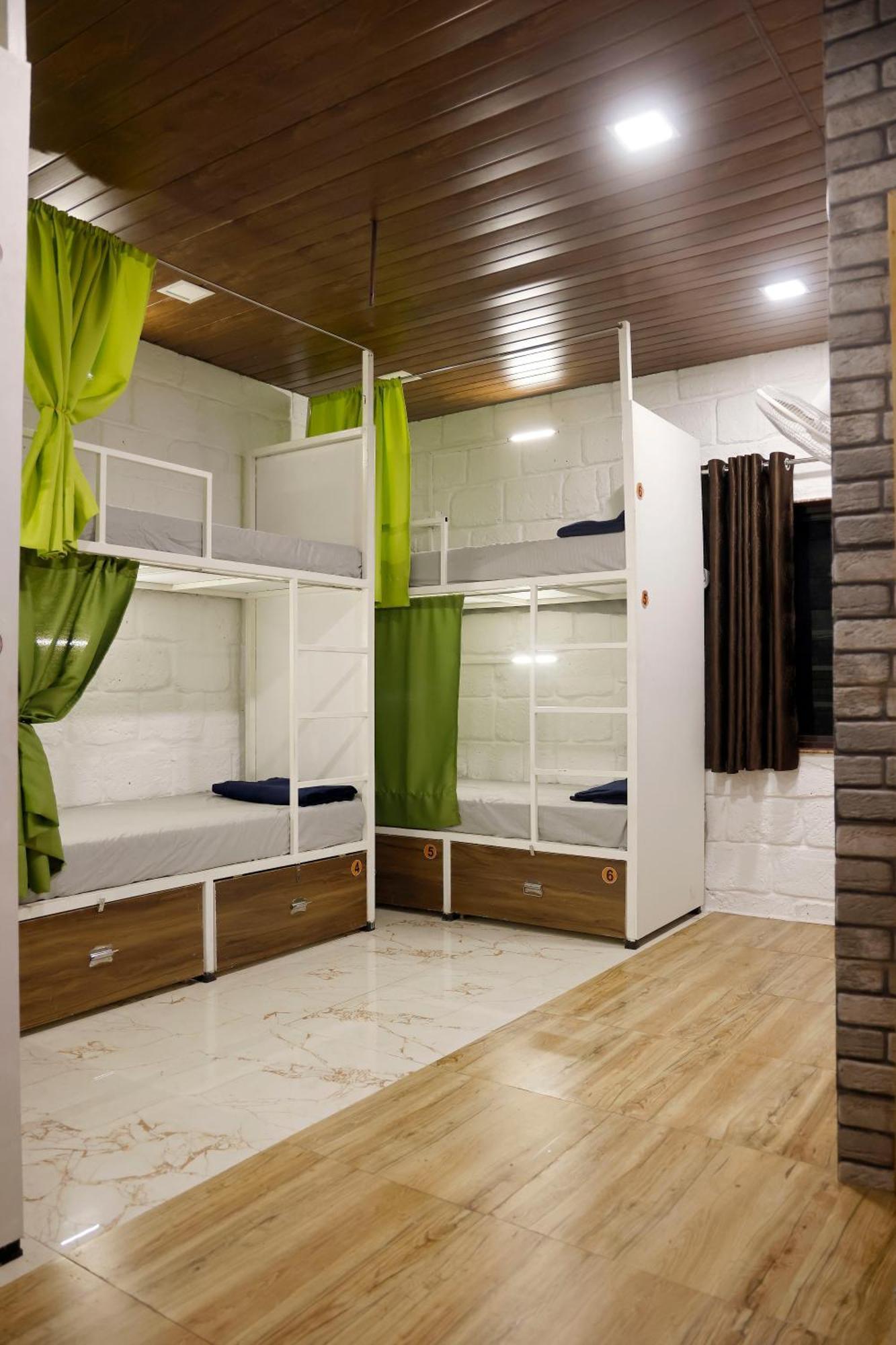Bed in 8-Bed Mixed Dormitory Room